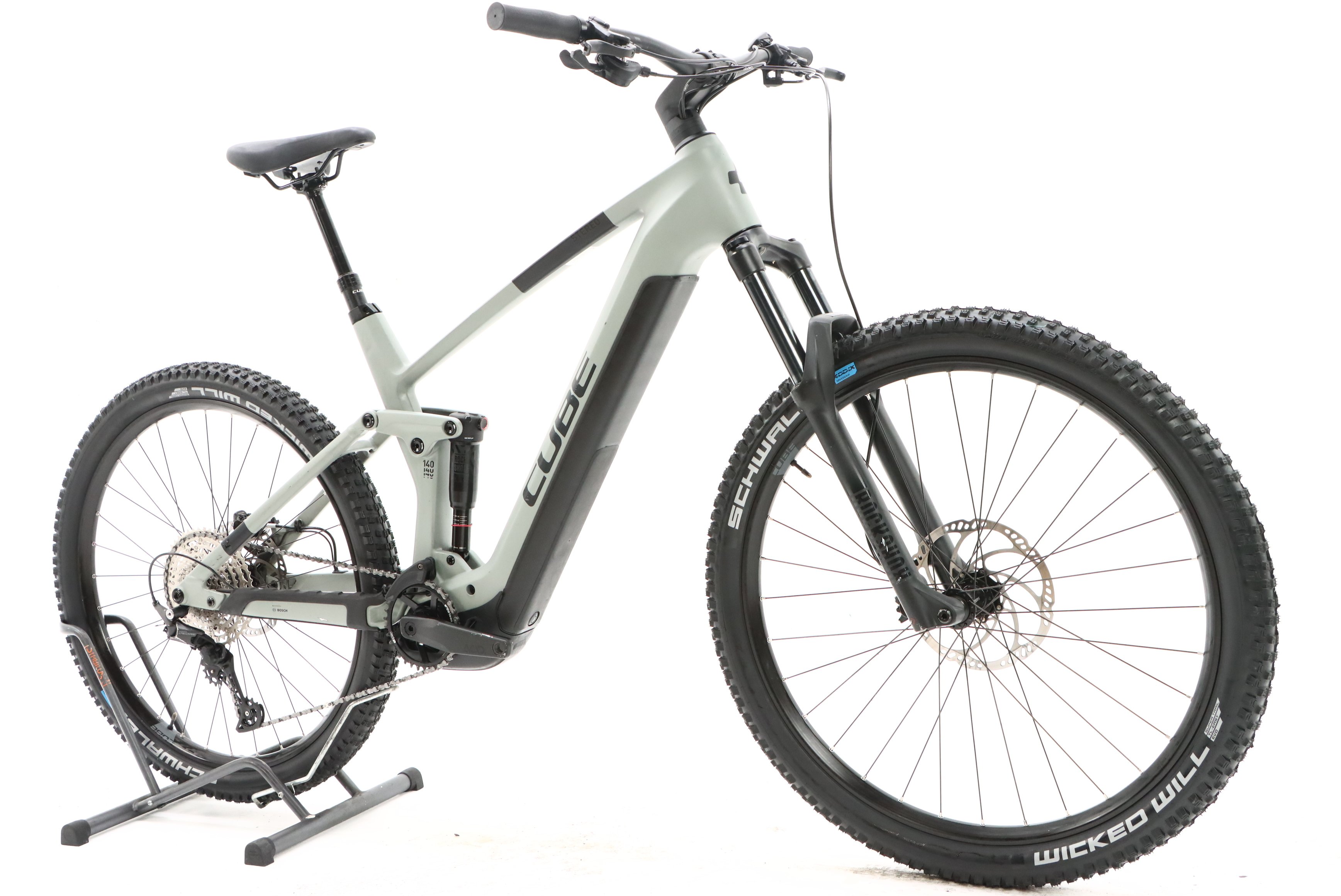 4003e6ee-bb12-478f-94e8-1549738c2571