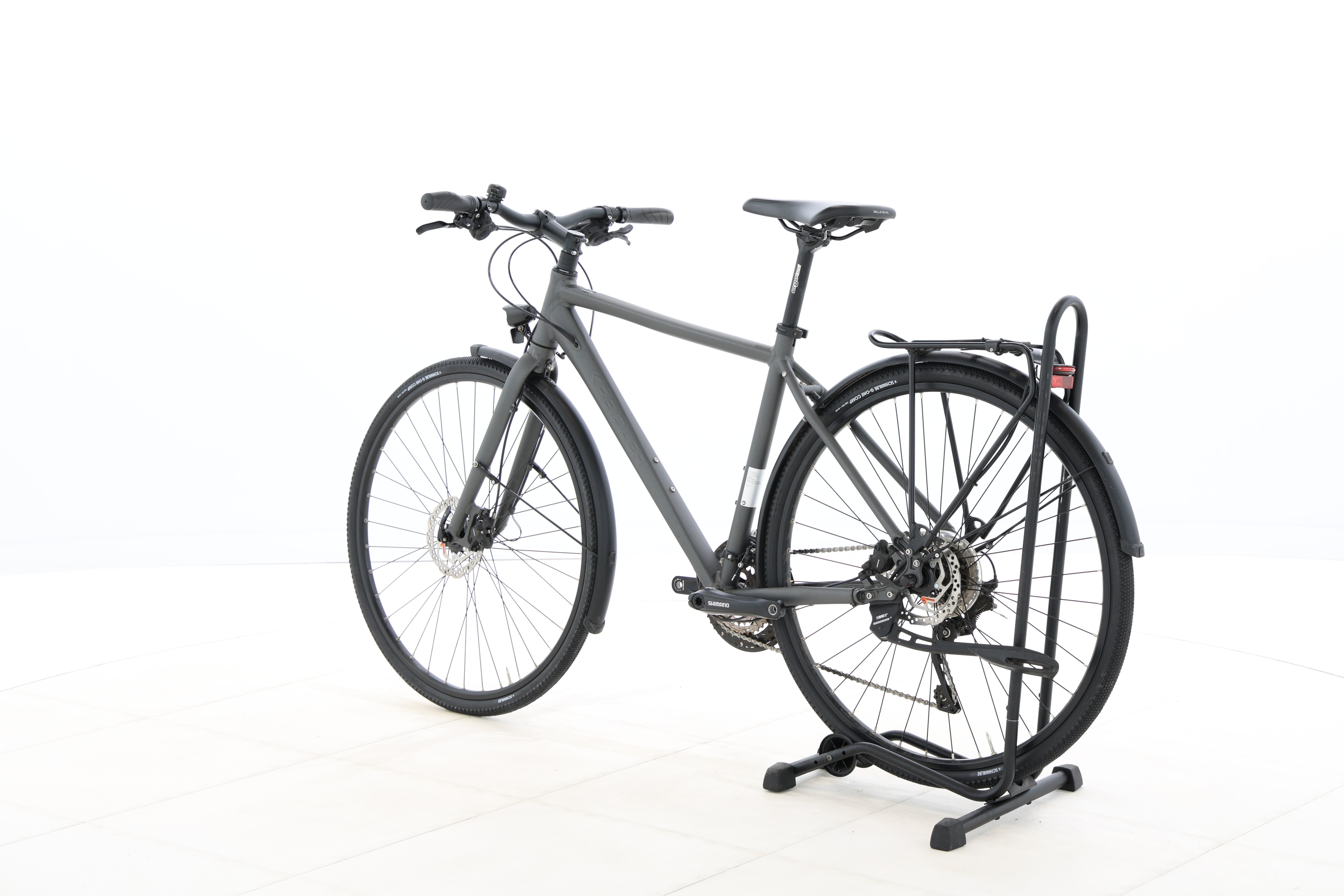 061bb353-e49c-4153-8931-09df59e6ae64