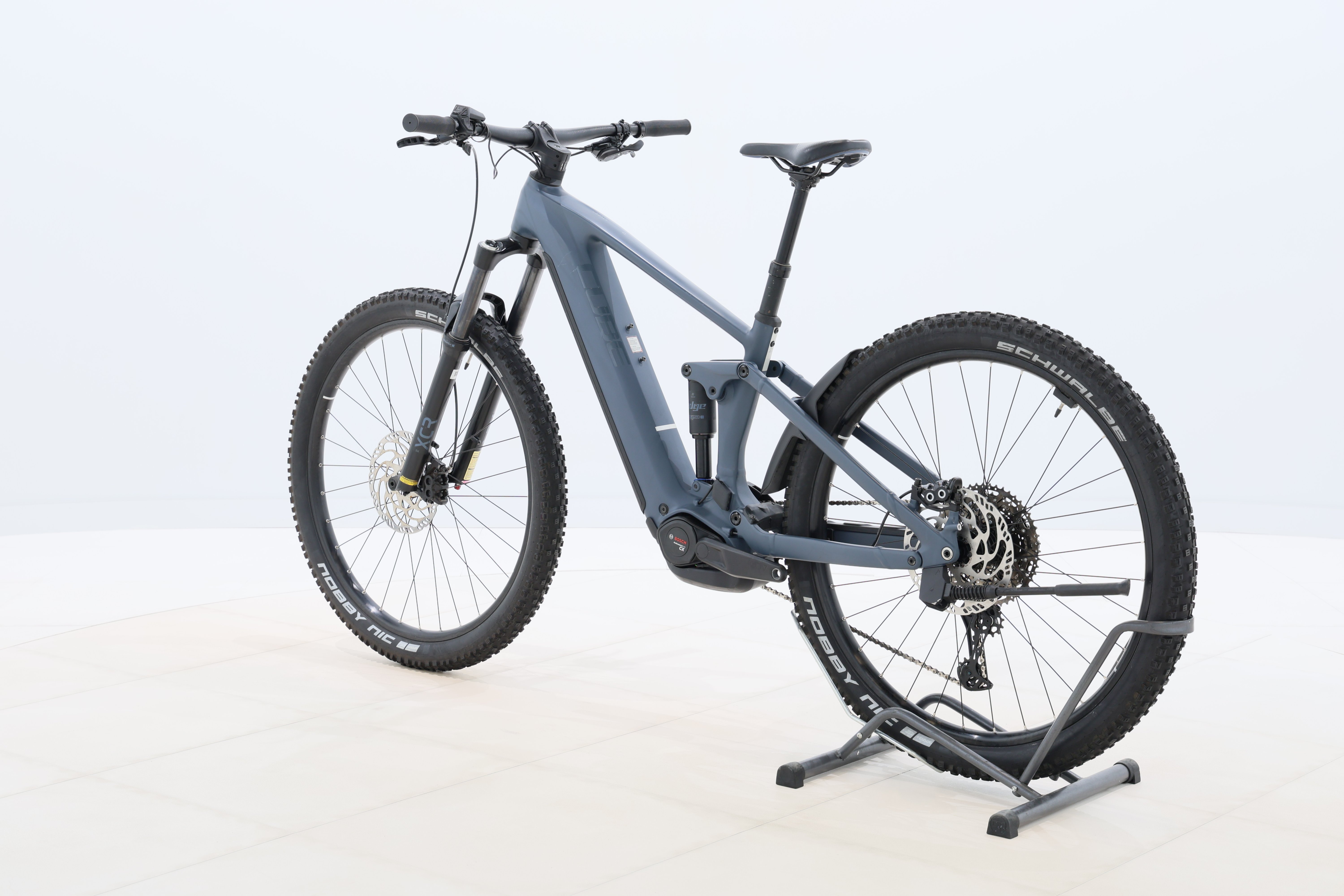 5d0fd32d-bc07-4b0a-bcbe-feb8b2c7511e