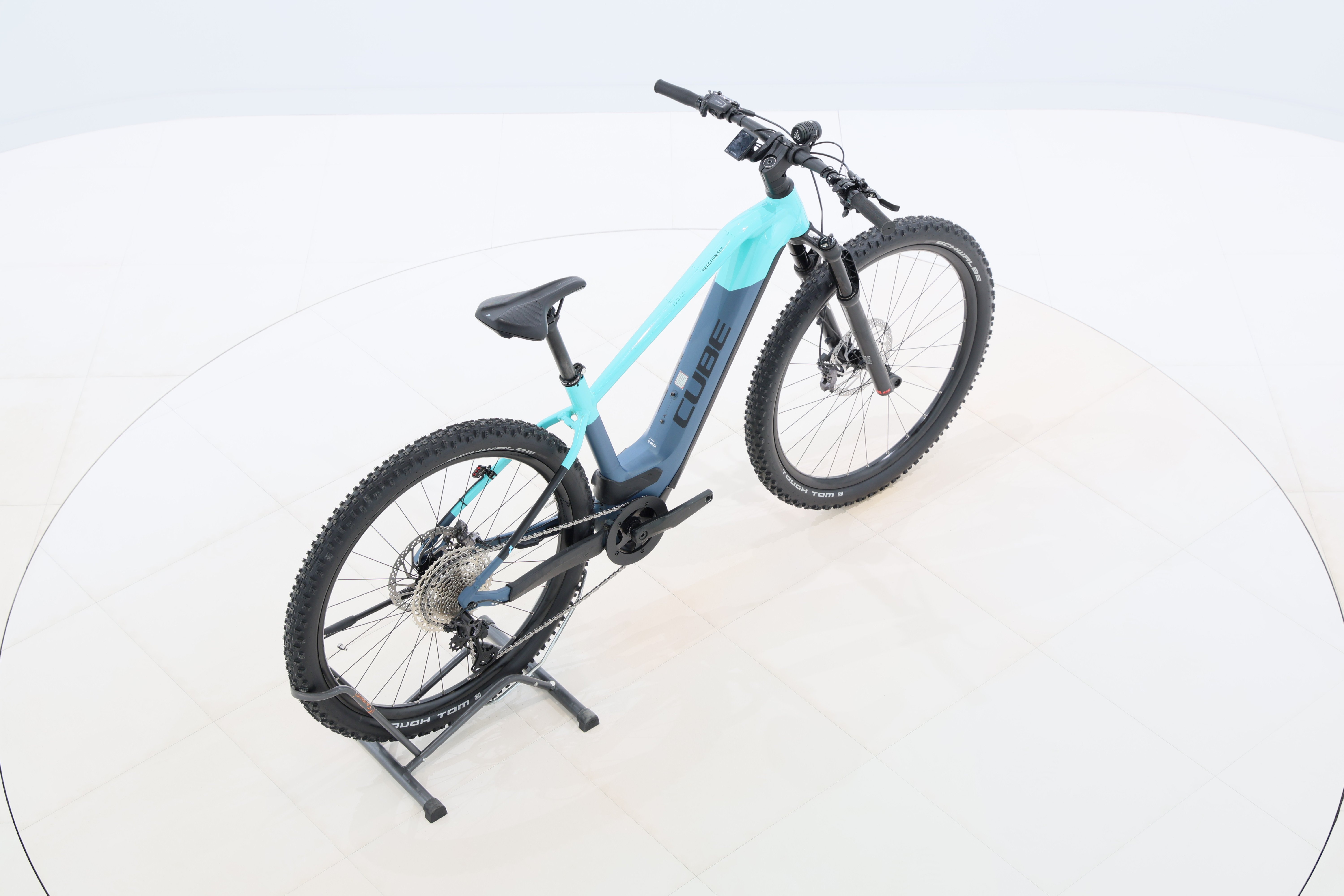 f16e945c-a554-4033-8ff0-b1c307954b55