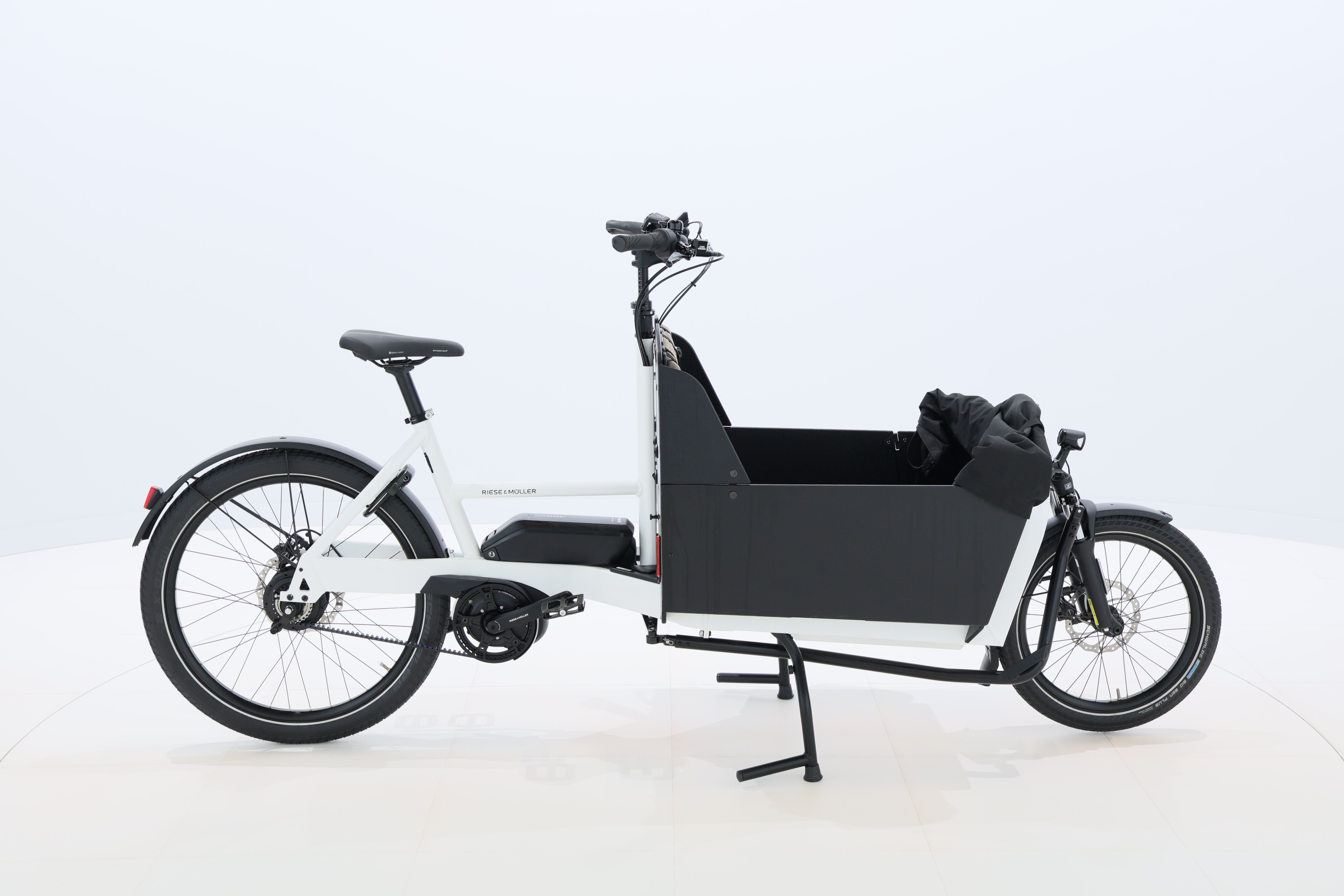 8b9dfc6d-cf2d-42eb-8e0a-d976f6ea9da4