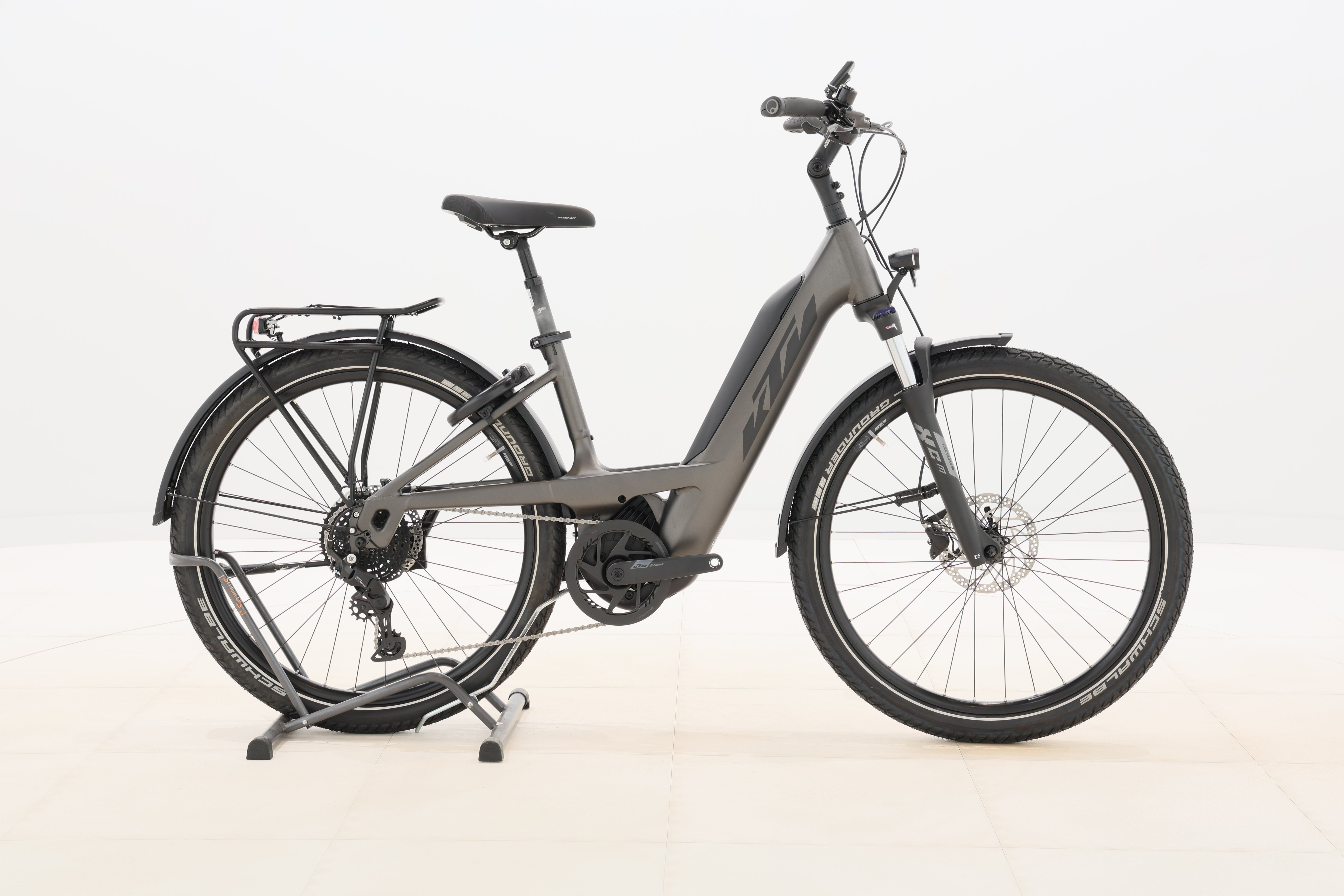 dc896d6e-3245-40ca-8f65-f7dc763e8aba