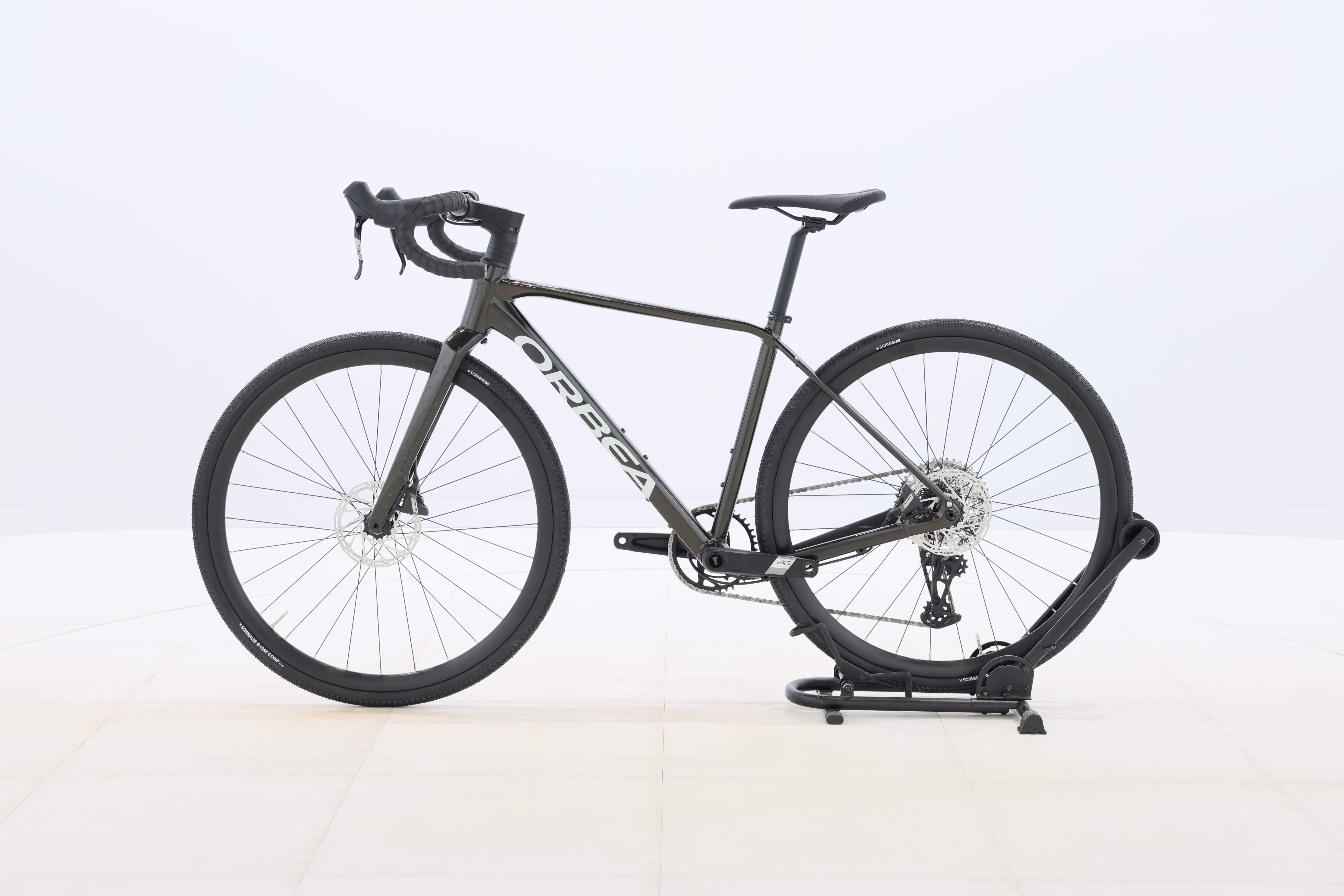 e13a969b-a9b6-436e-a319-44c1d5e500f6