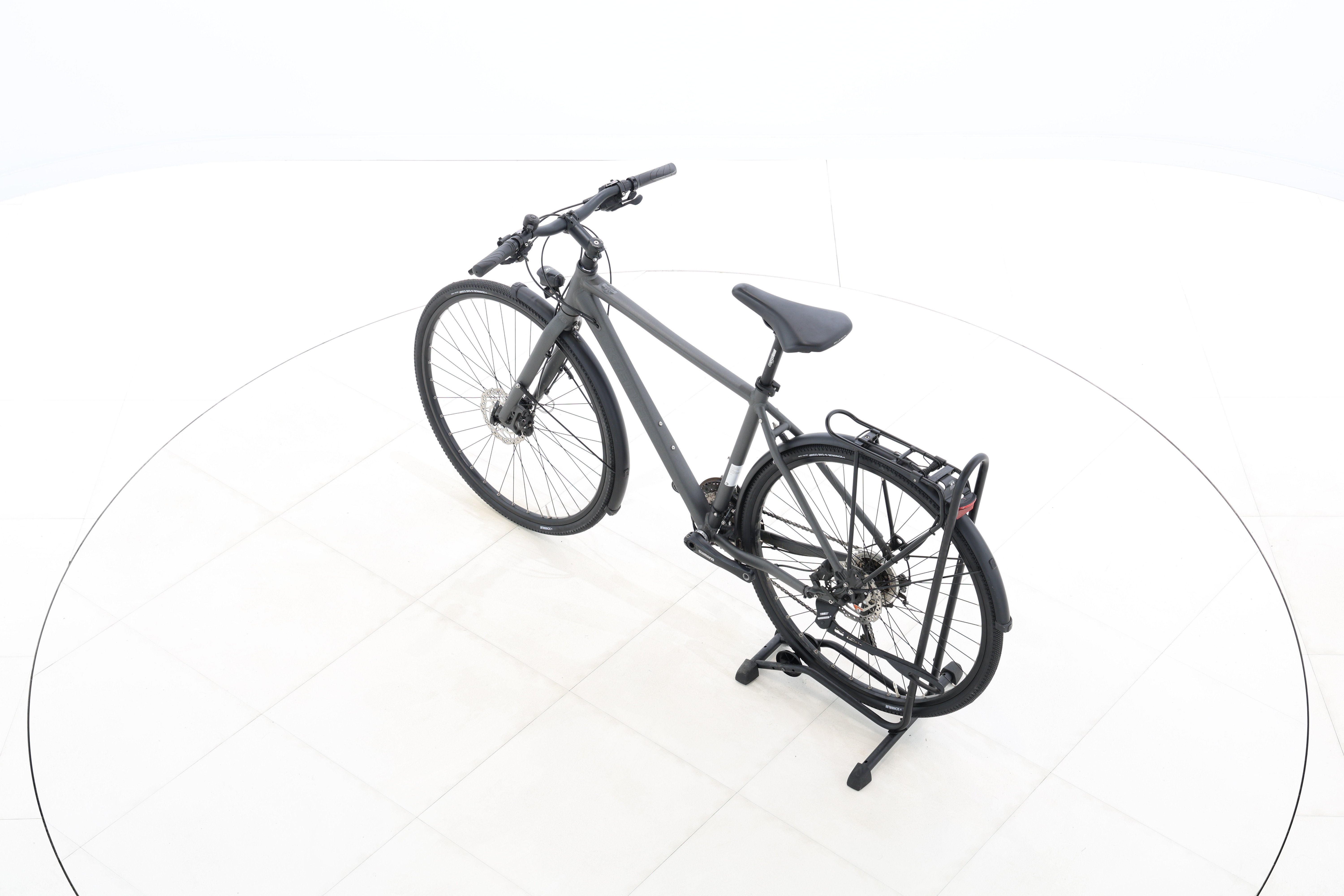 061bb353-e49c-4153-8931-09df59e6ae64