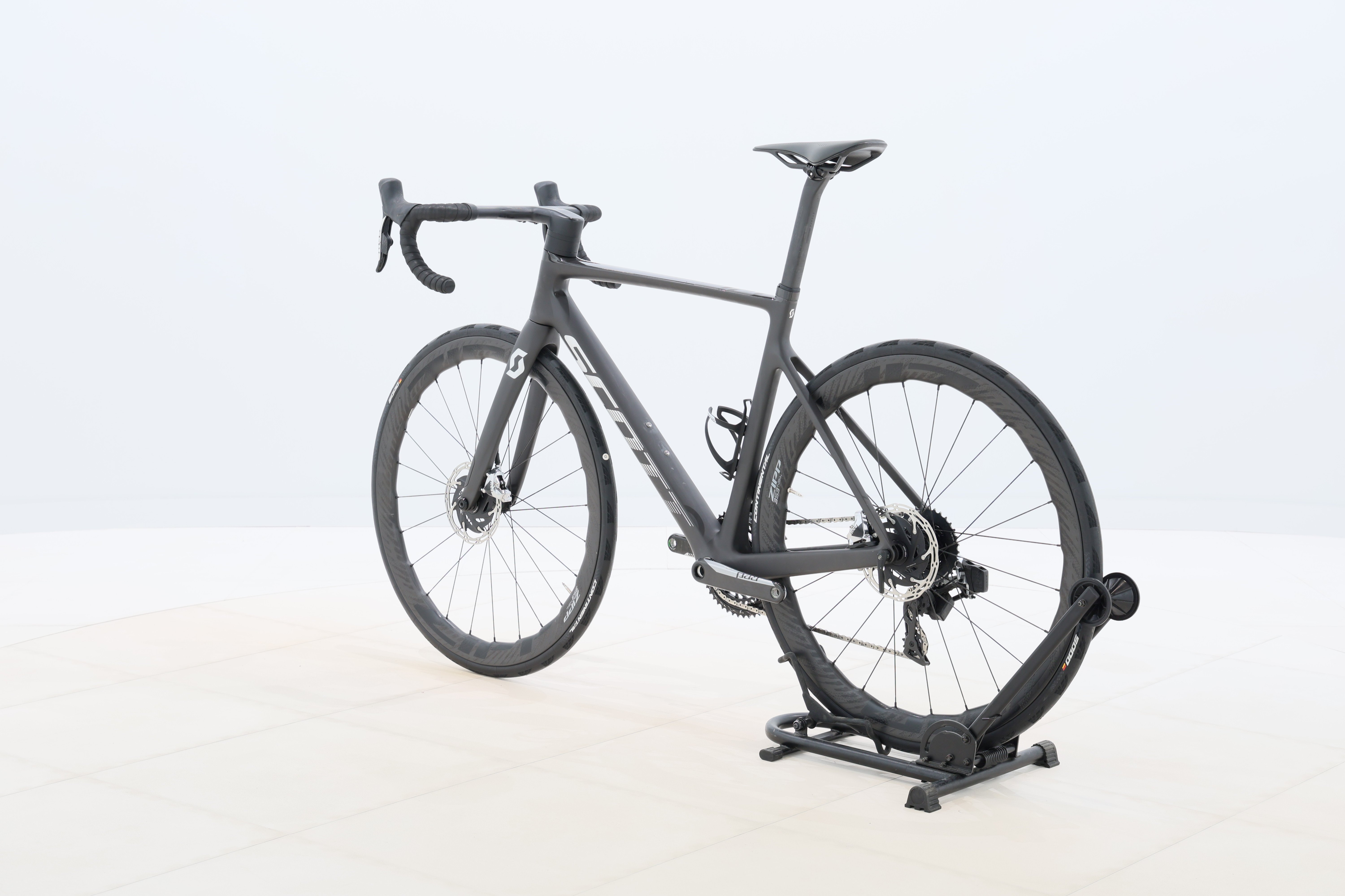 43c61fdc-2d27-43f3-9bb9-69fe7c03076b