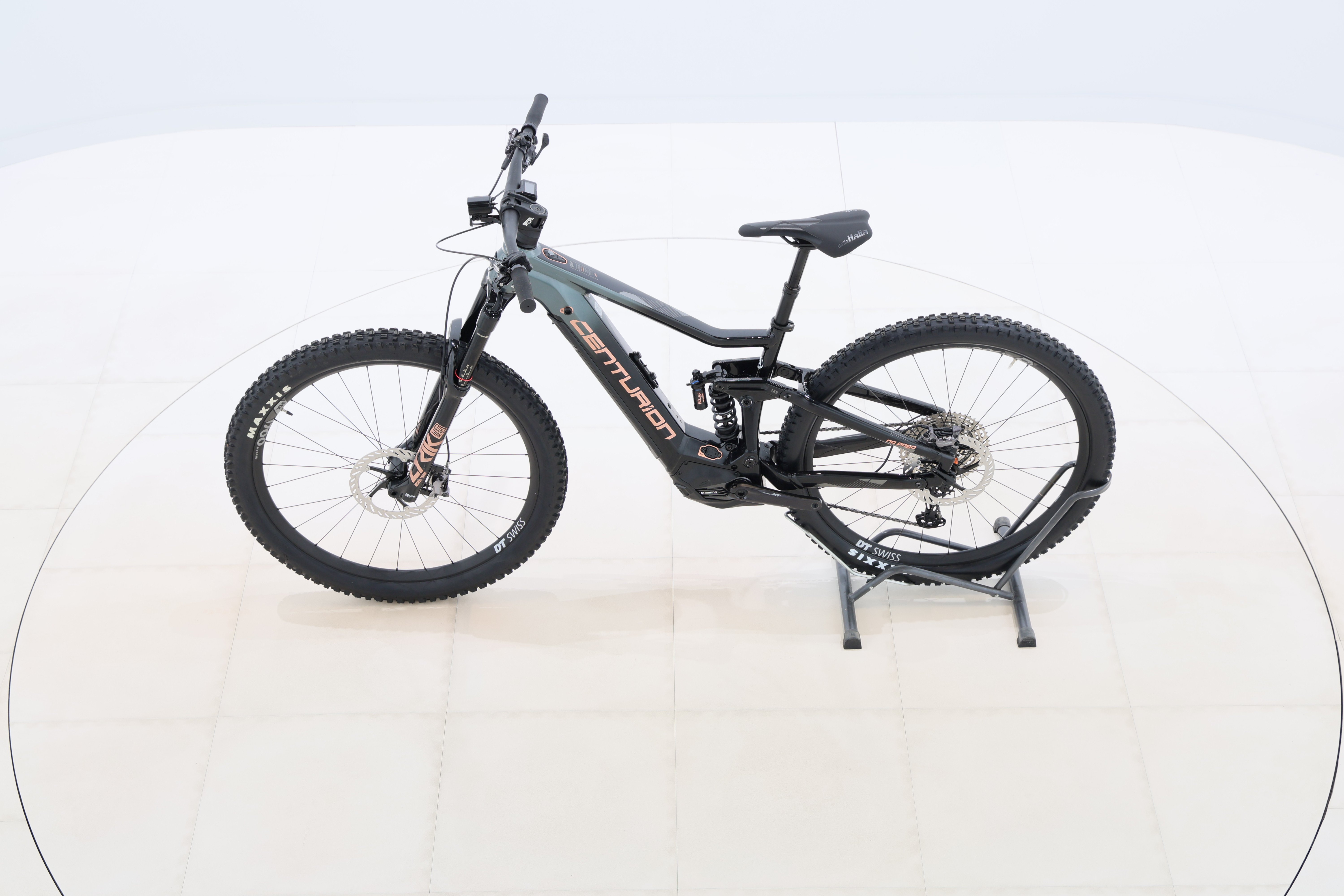 d0915d40-77dc-4414-b217-3ba7e63f5461