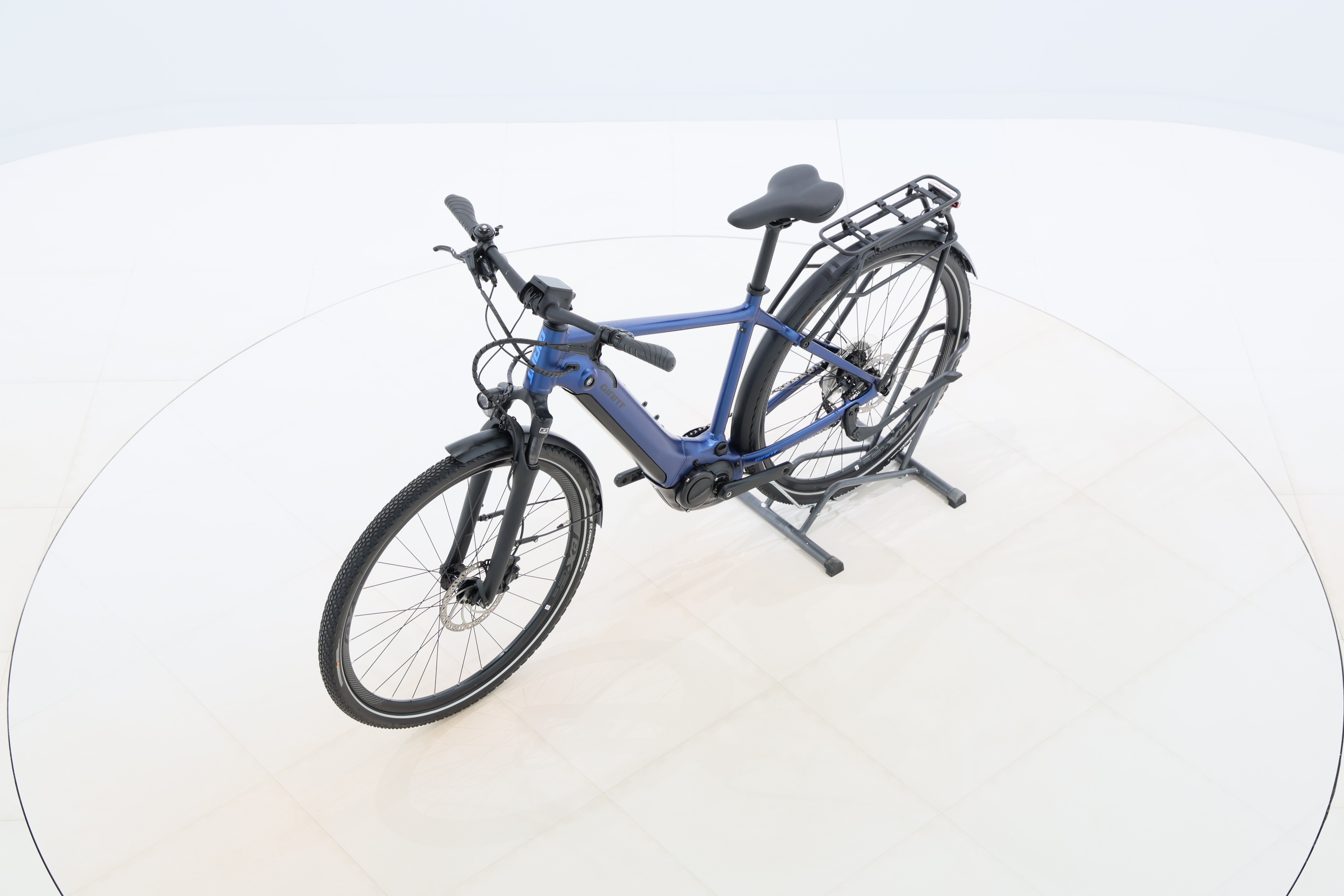 fe5aabfd-f923-4043-bbac-9218f6b0140b