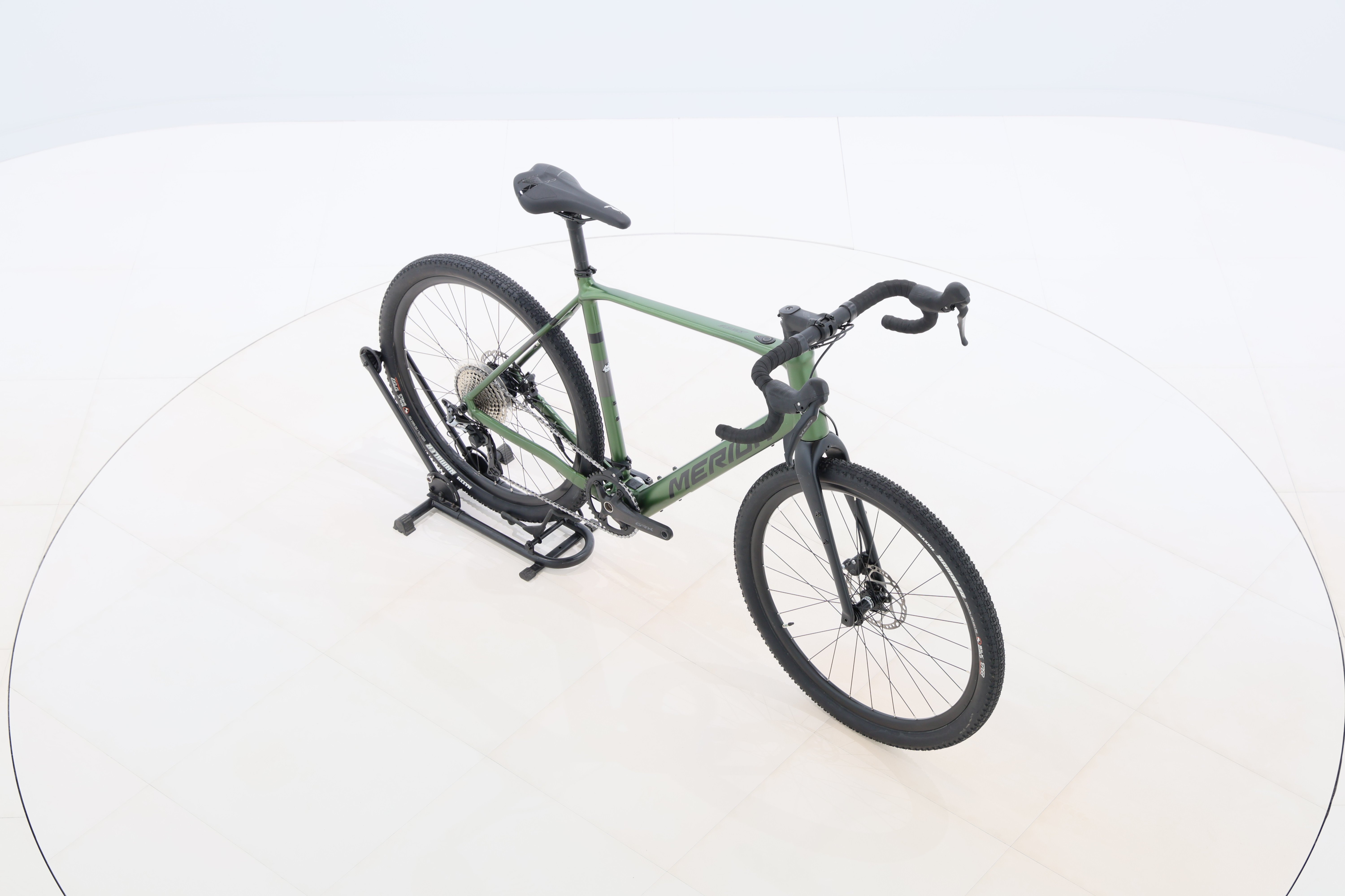 e898b06b-1e9c-44d3-8fee-46cd54ebc988