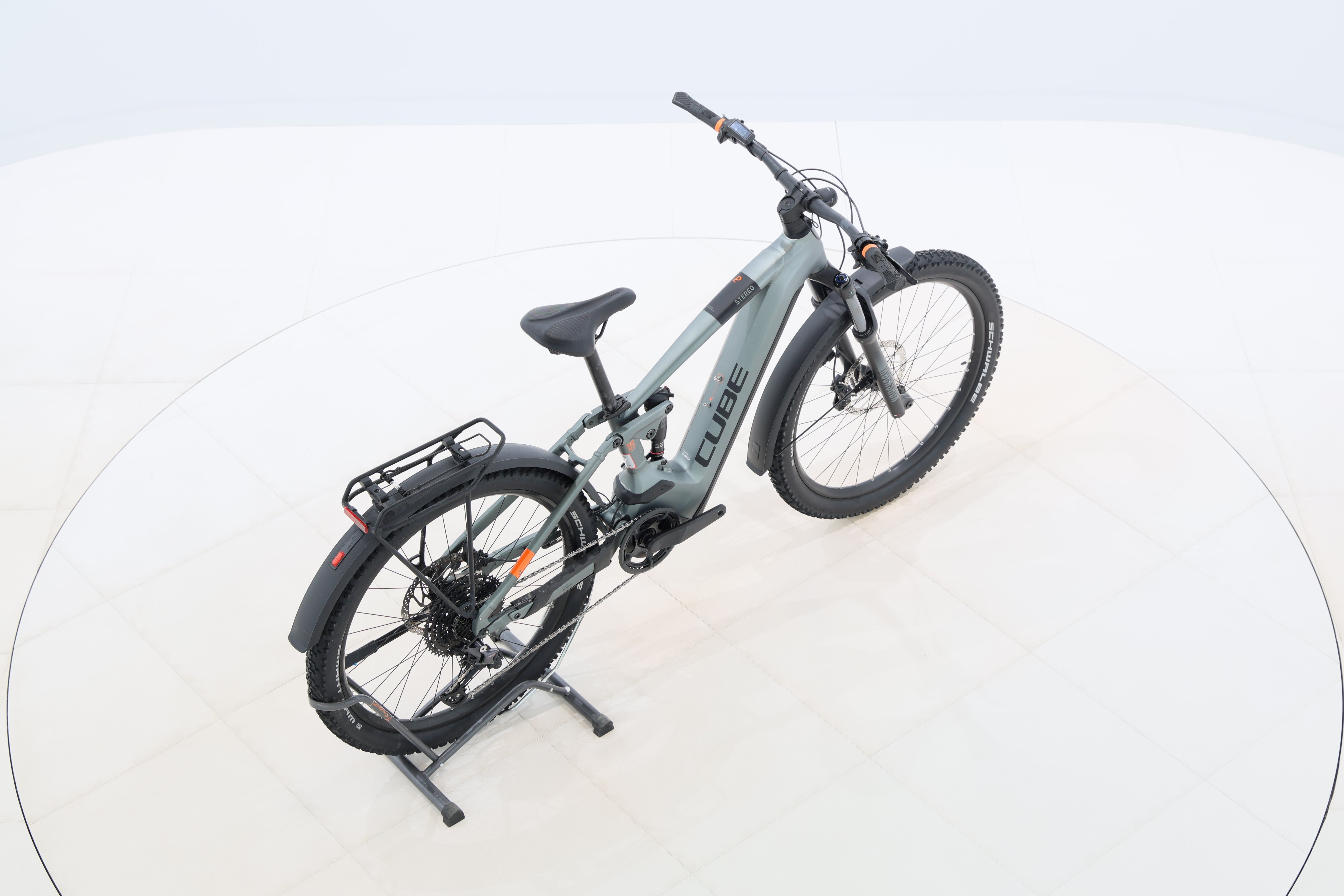 e0915232-c94d-4e50-b942-e7720eeabe33