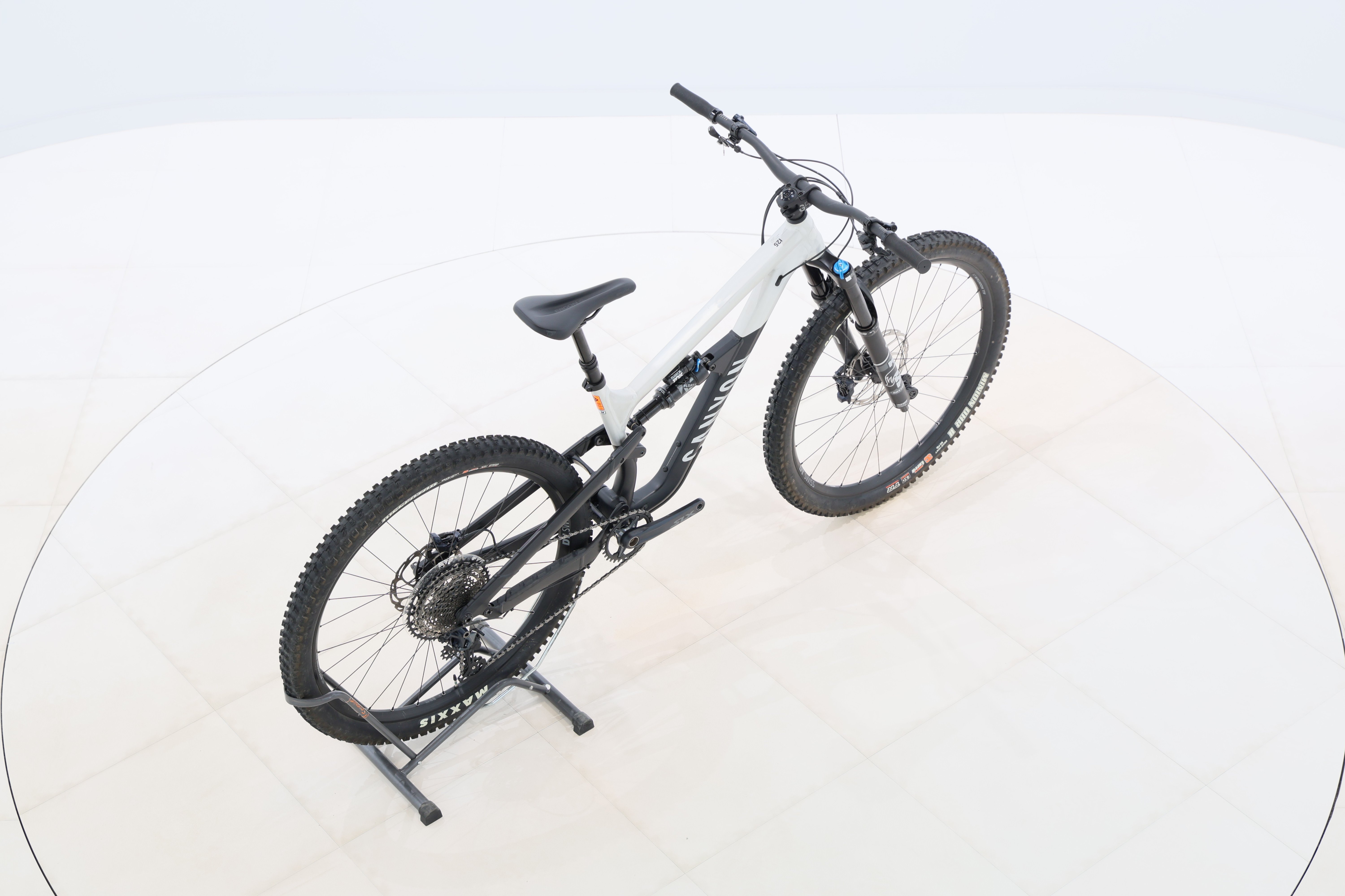 51d19e32-12fe-4fd0-9383-4a2a9333bfb7