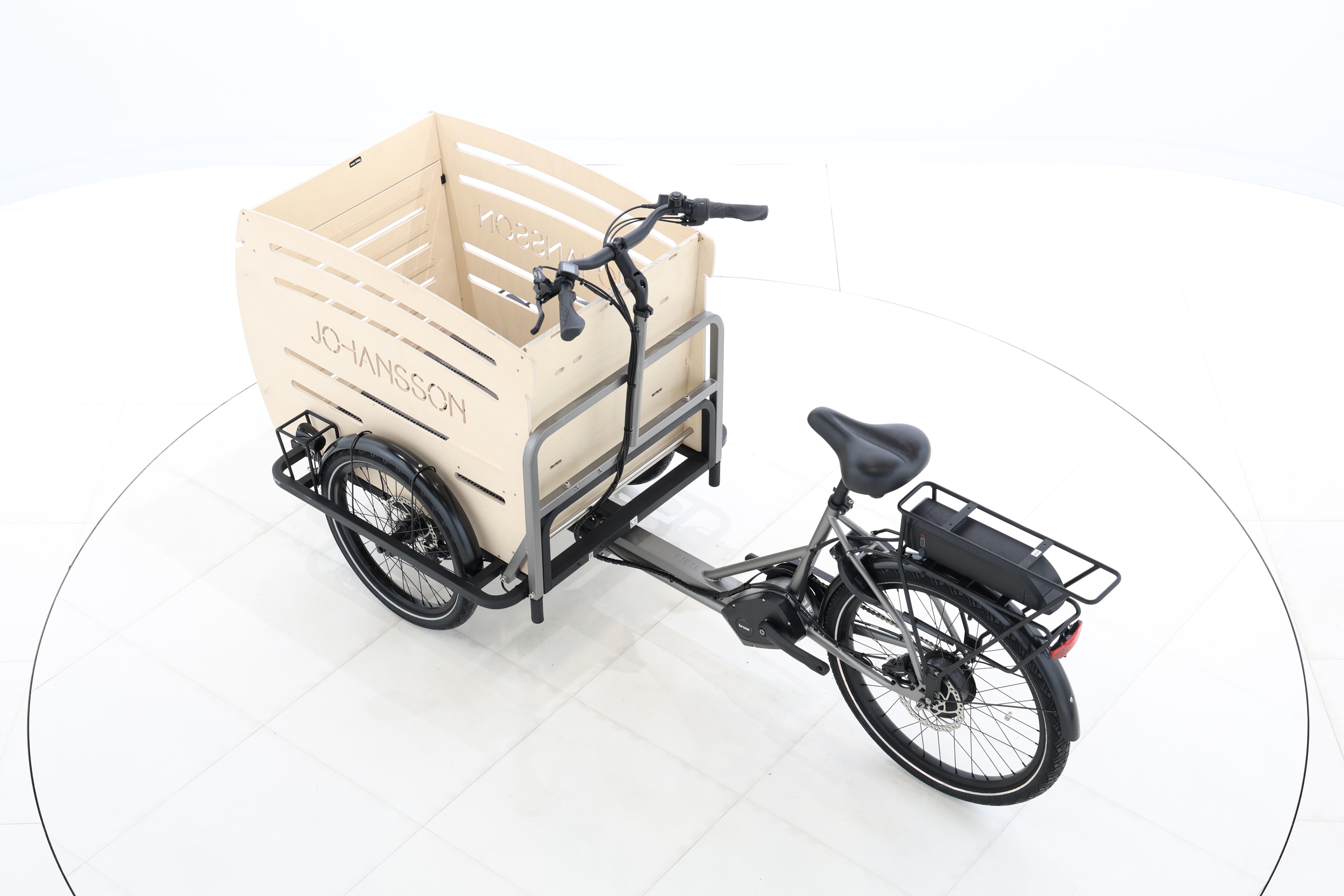 558cd037-7182-47ad-bbfb-0ecc99b87fdf