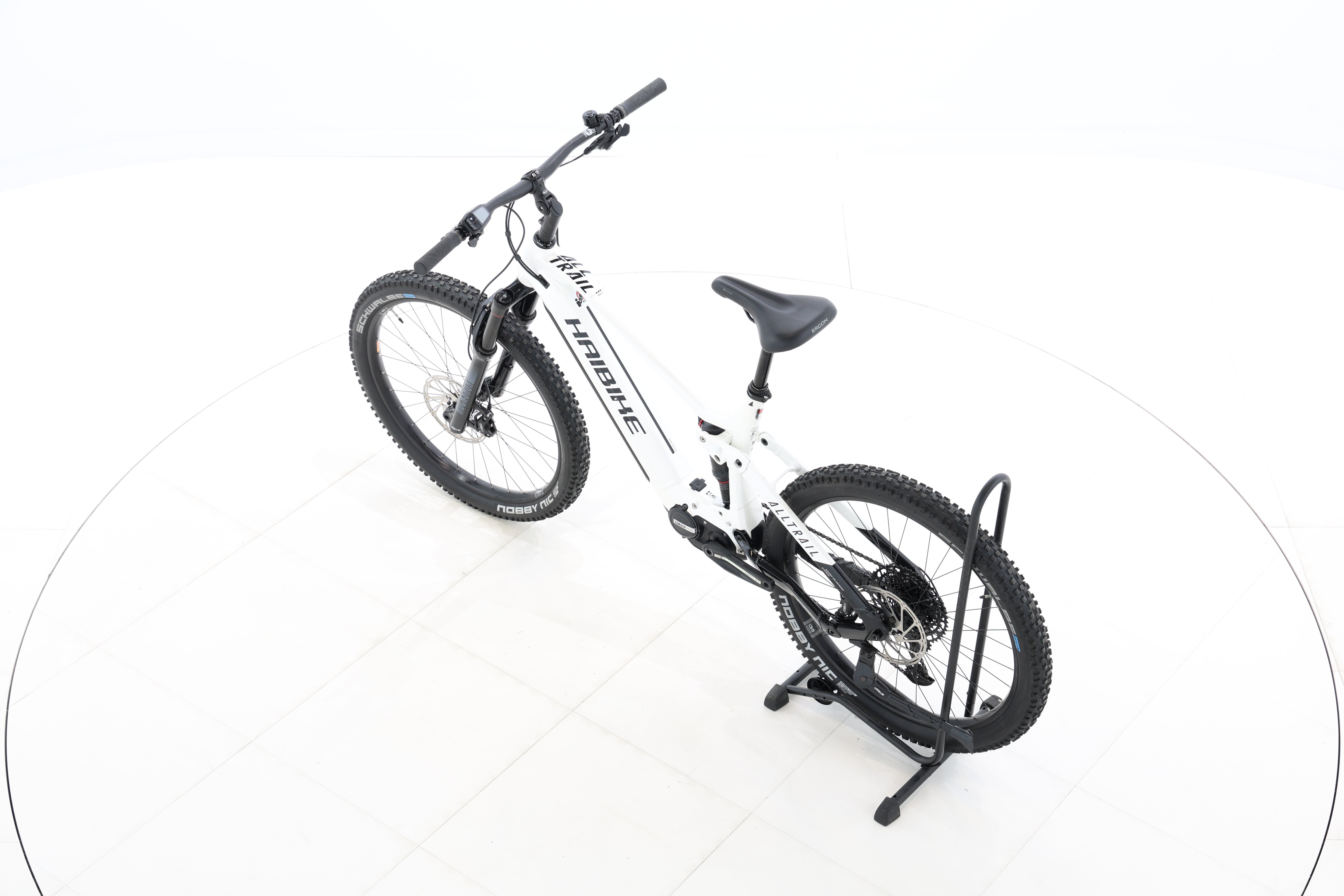 5f5675ca-d93c-4e4d-9ef5-3750b57725a0