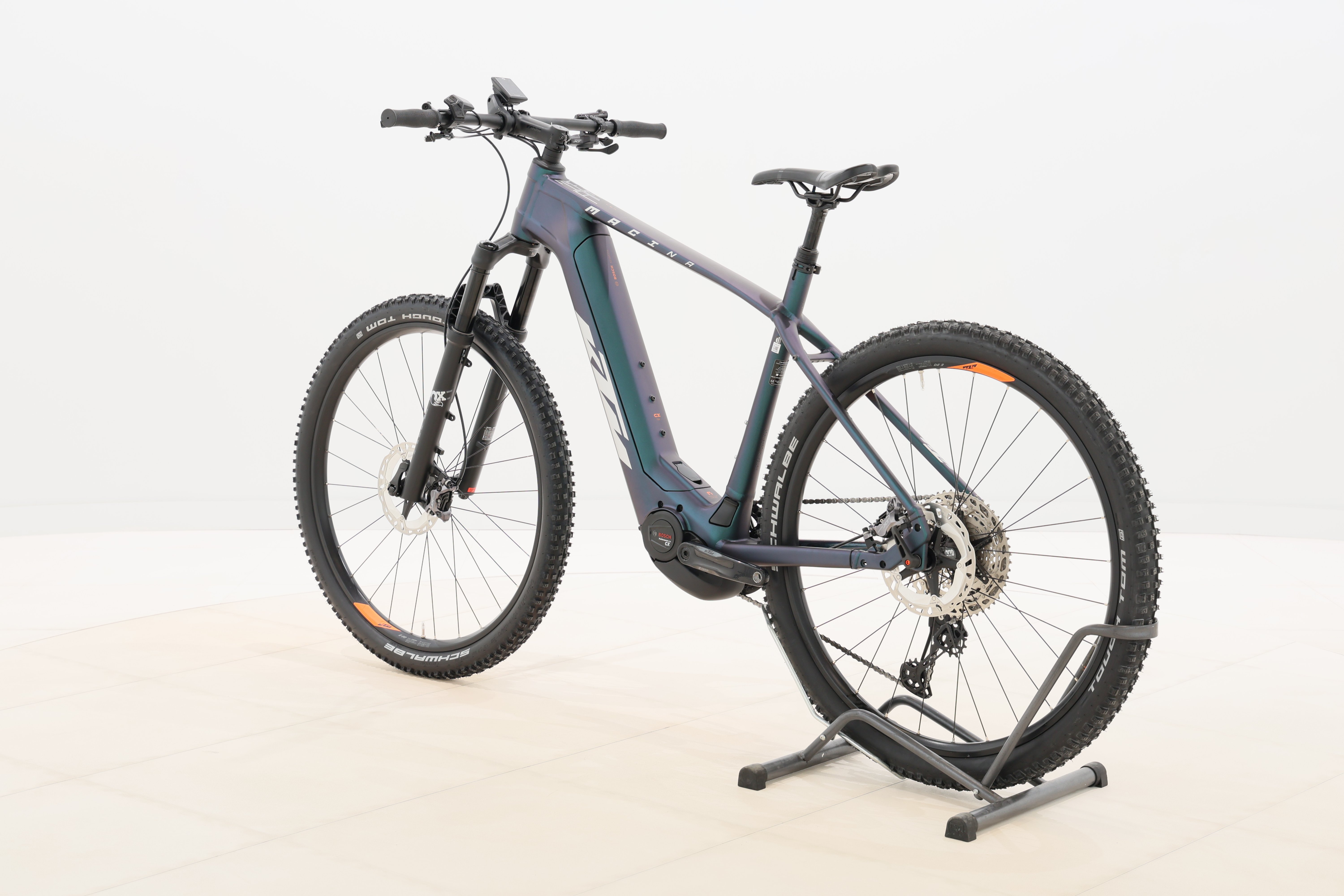 0a9d5dd8-200c-4023-bdf8-cb86d842db49