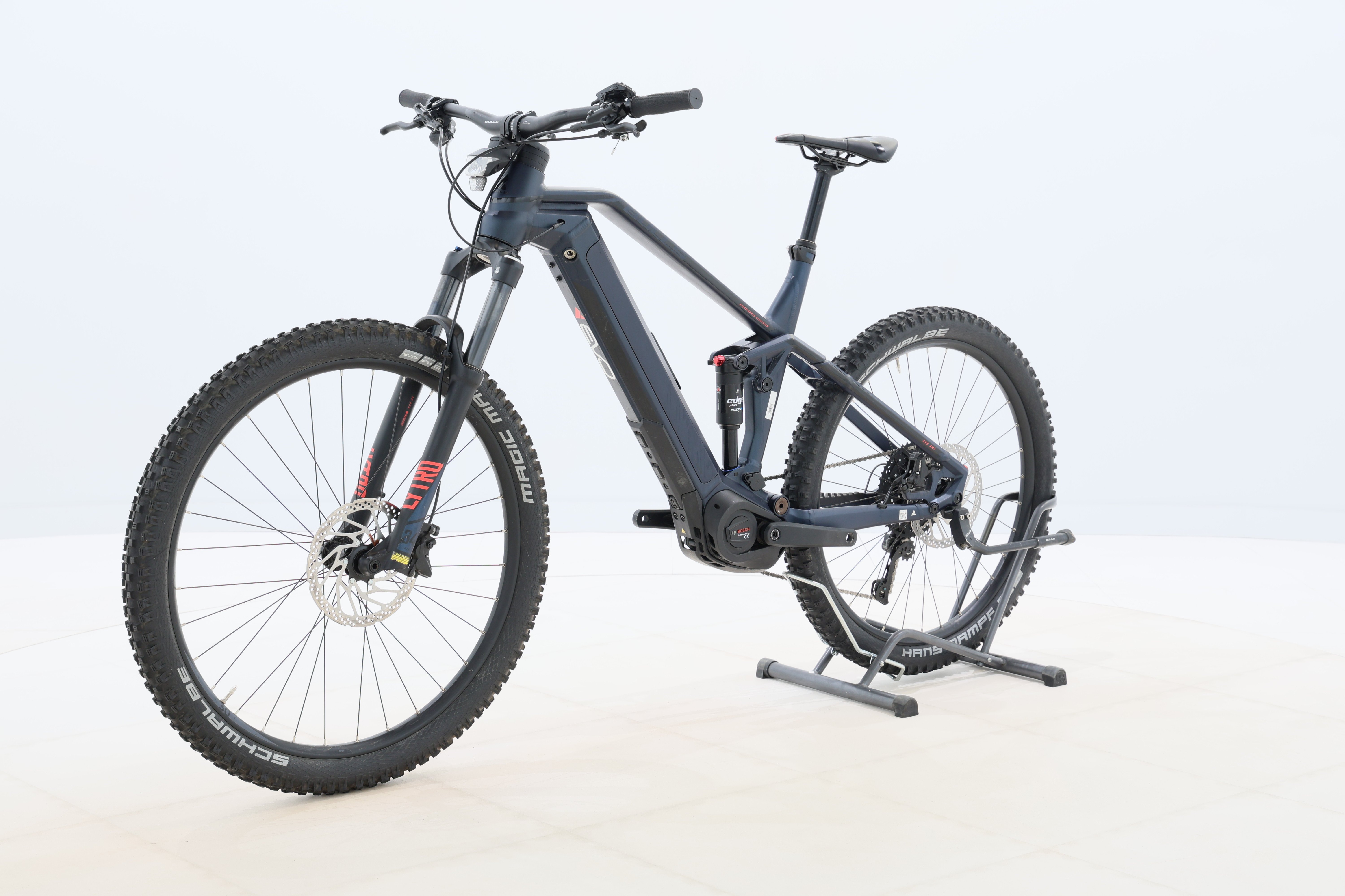 6d032fd7-3044-4385-b284-6fdc5cc351d2