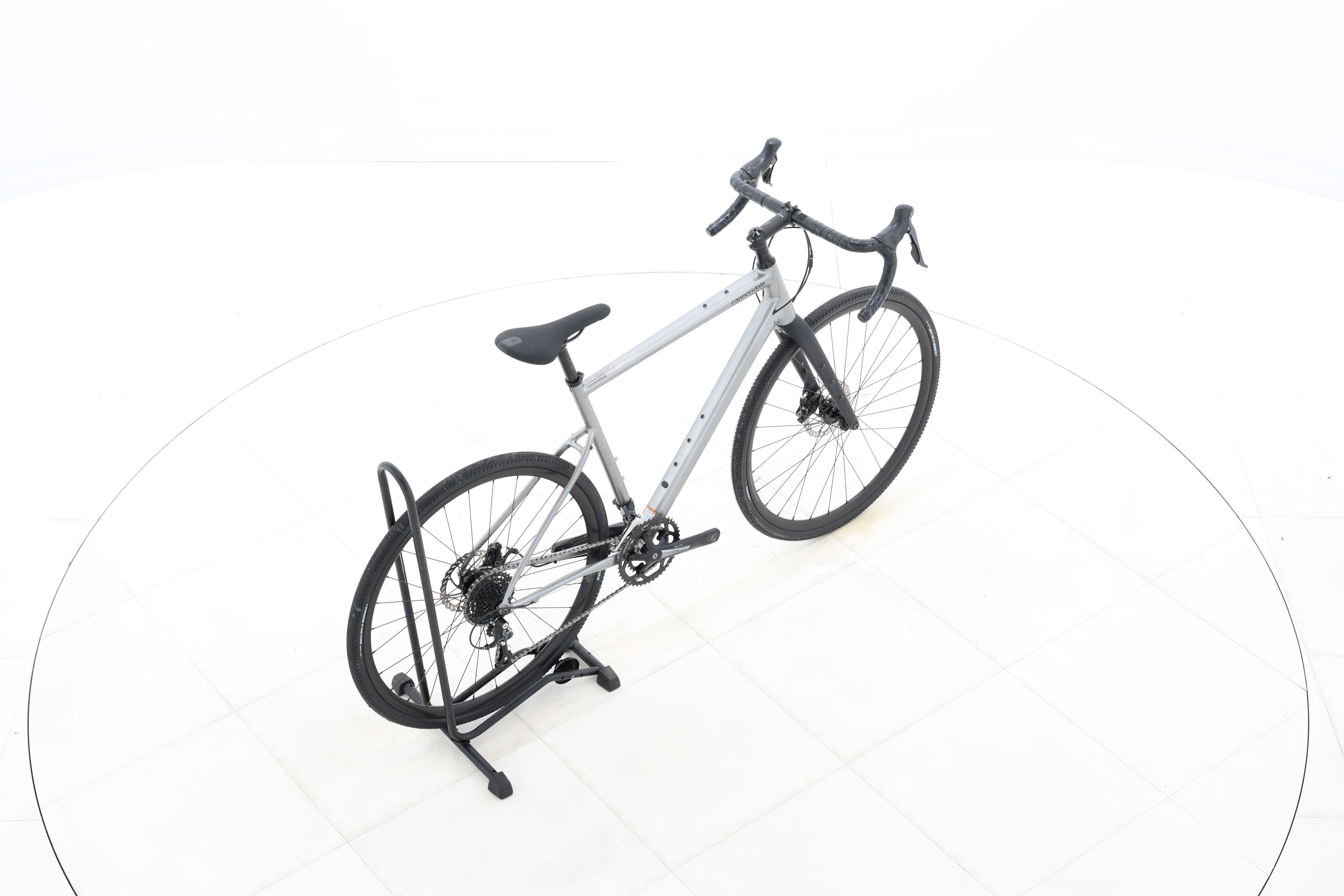 ee5723e1-2581-4cf0-aa33-05e123f555b2