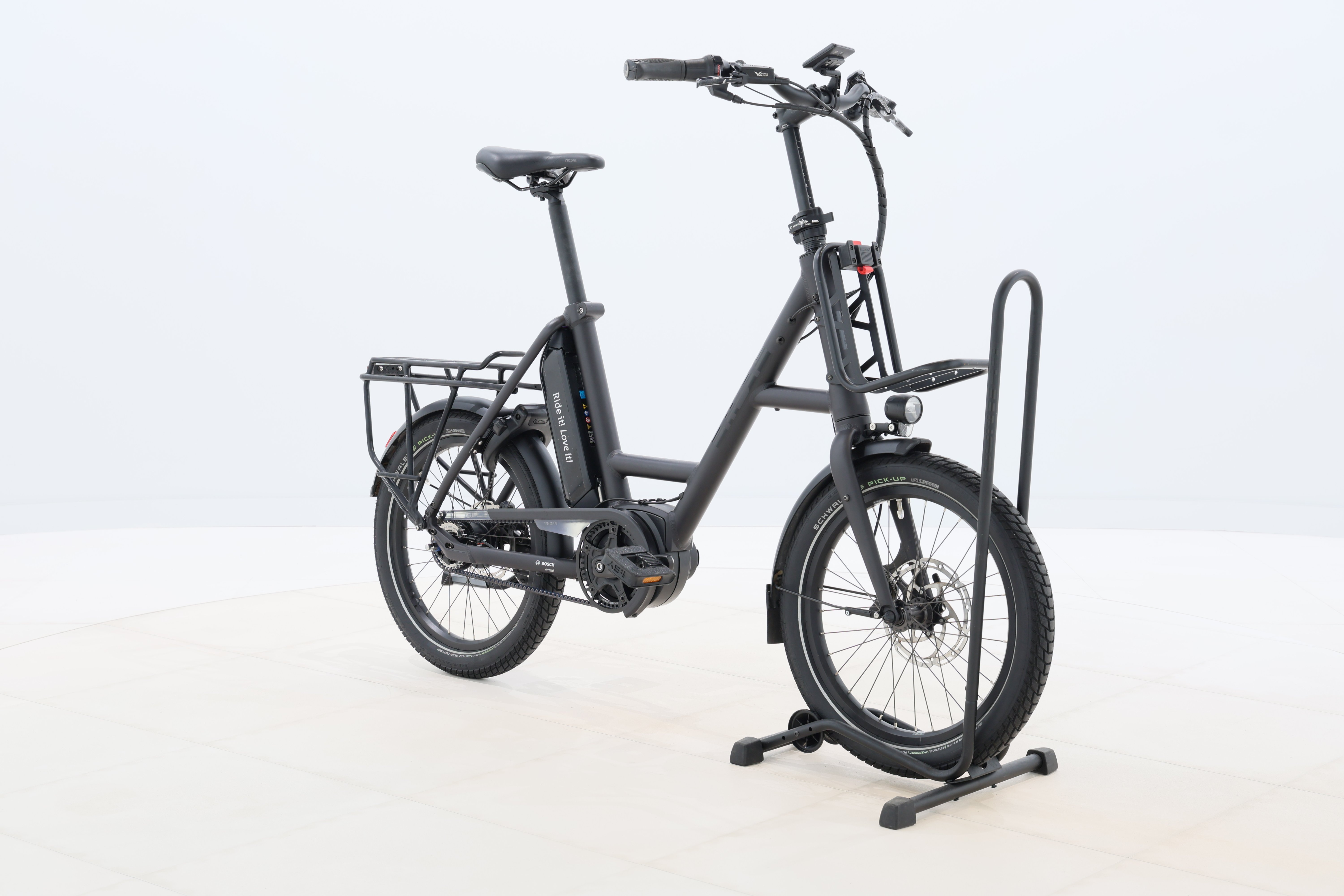 9b83f183-33c7-49c8-82c5-c120c19d5878