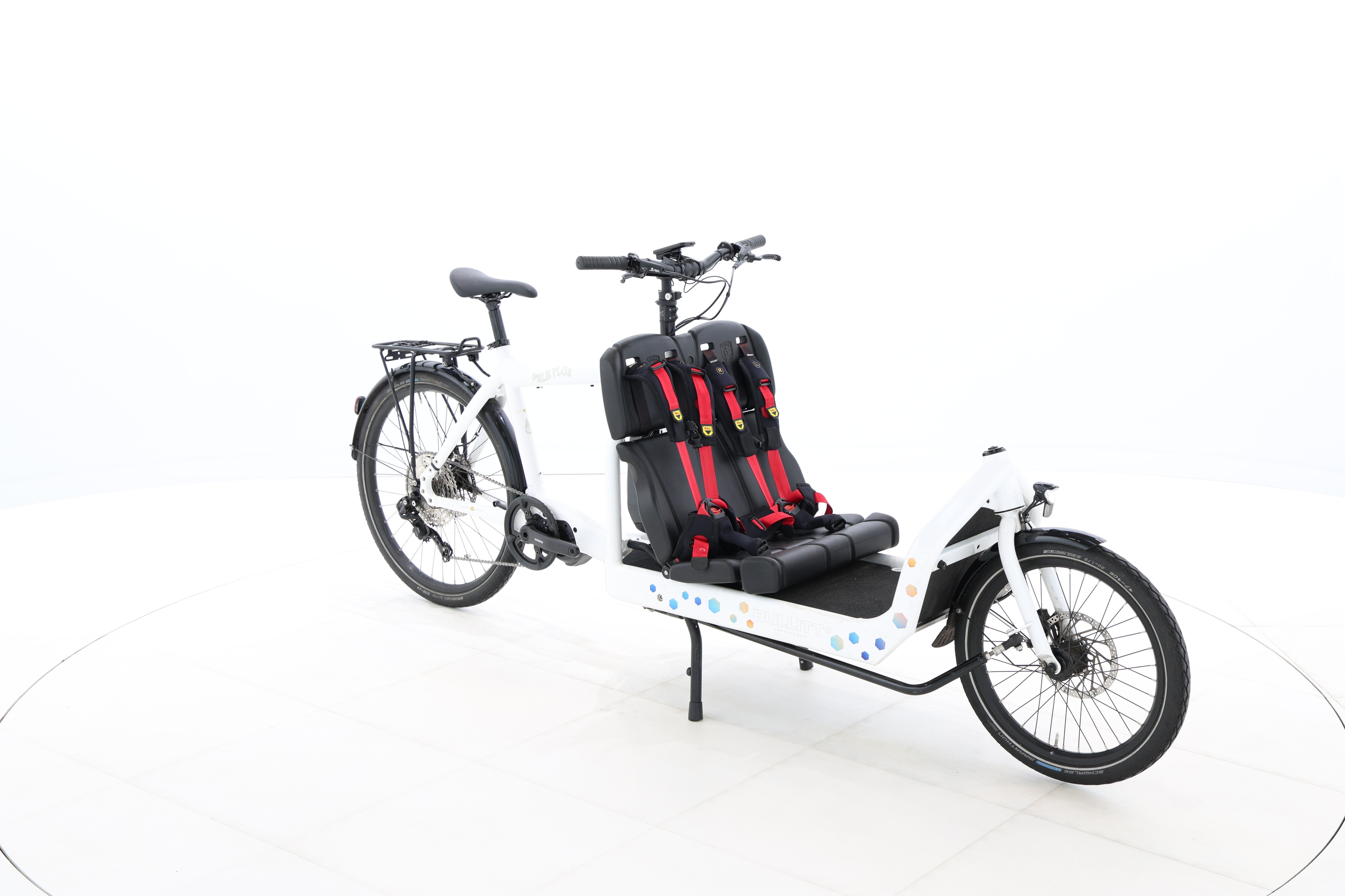 f4936454-0986-403e-a1d5-eef7a6c7c772