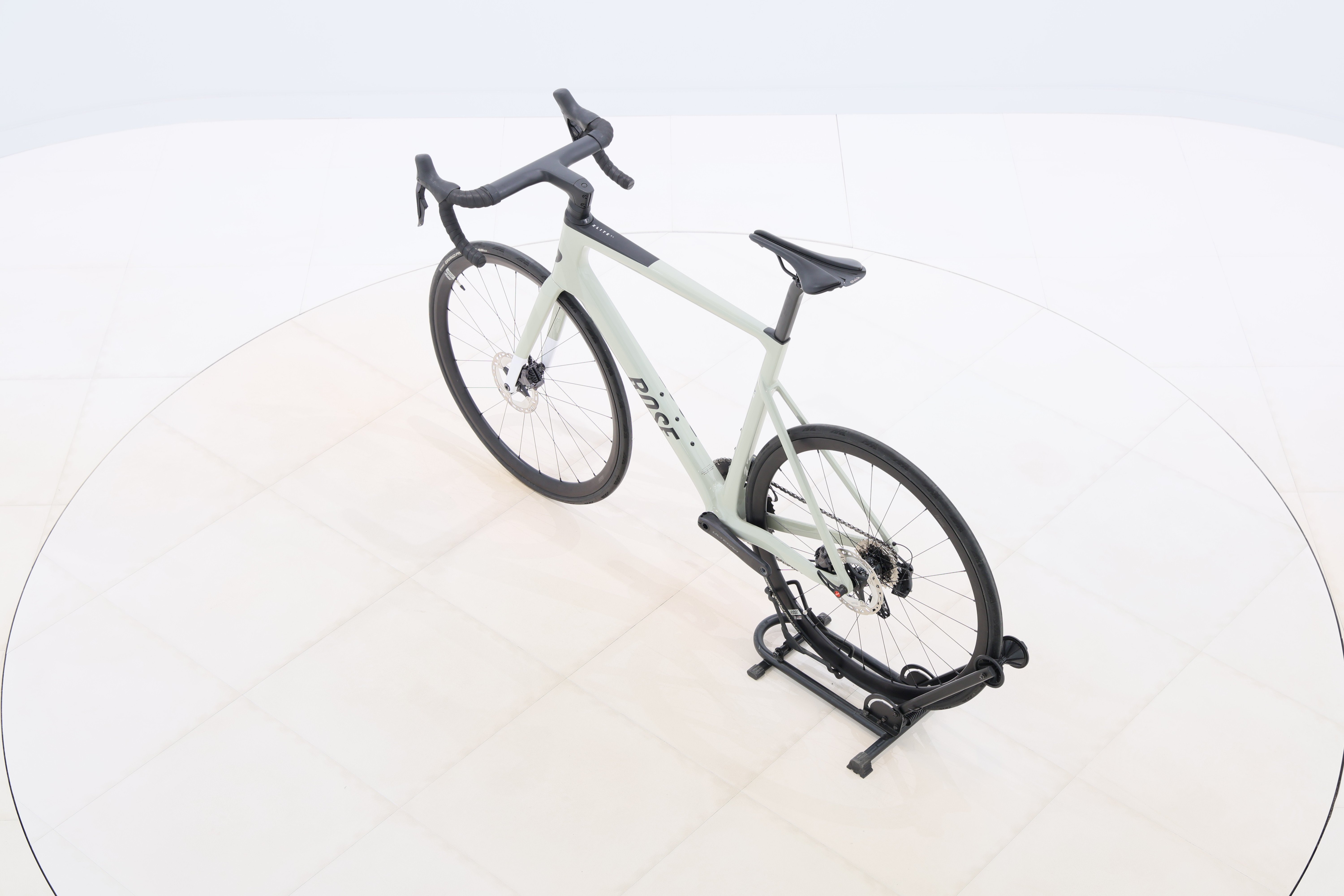 207b64e2-62d3-4998-9b94-a39d09c17b7a