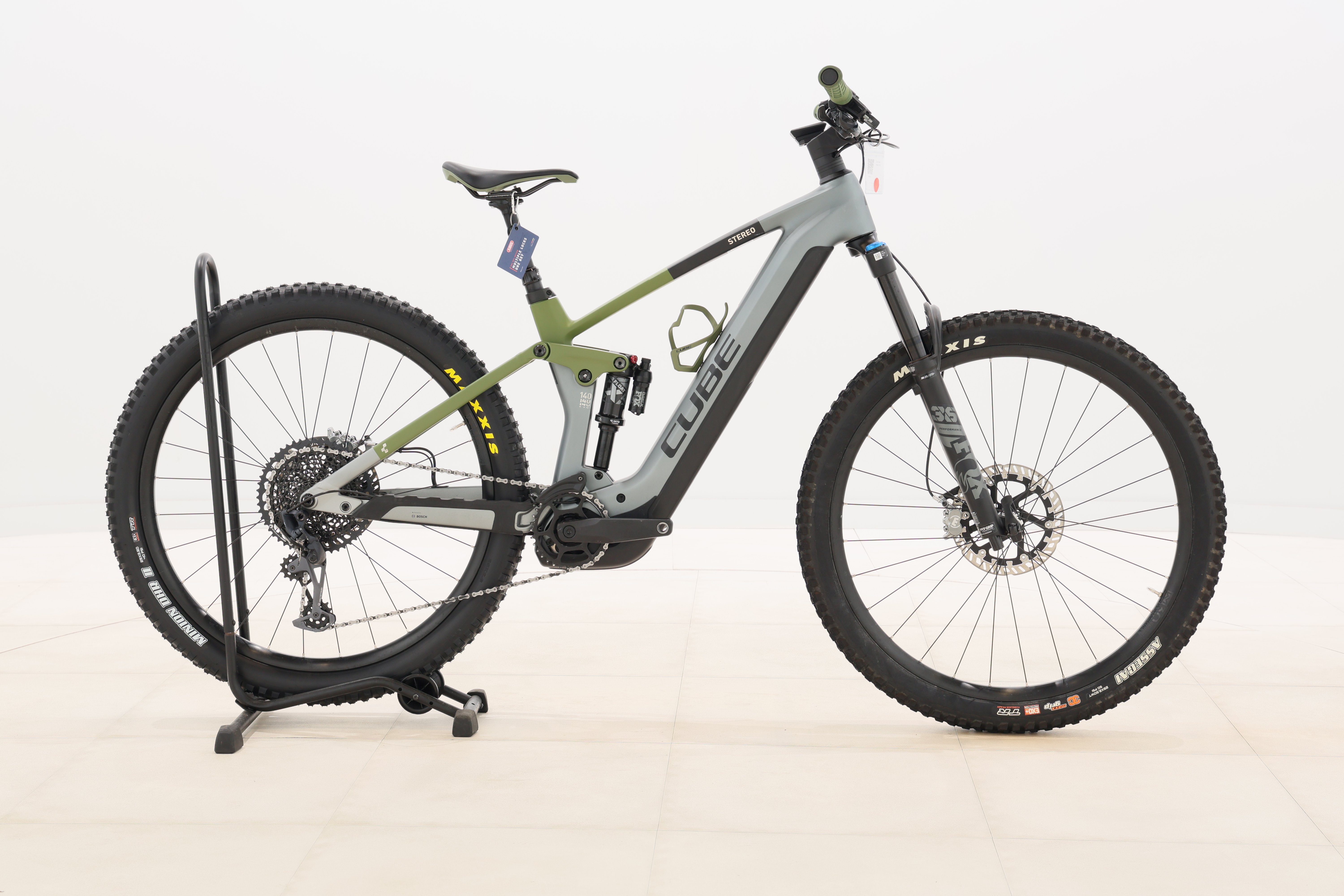 Foto van Cube STEREO HYBRID 140 HPC TM 750 2023 (2023) via JobRad Loop
