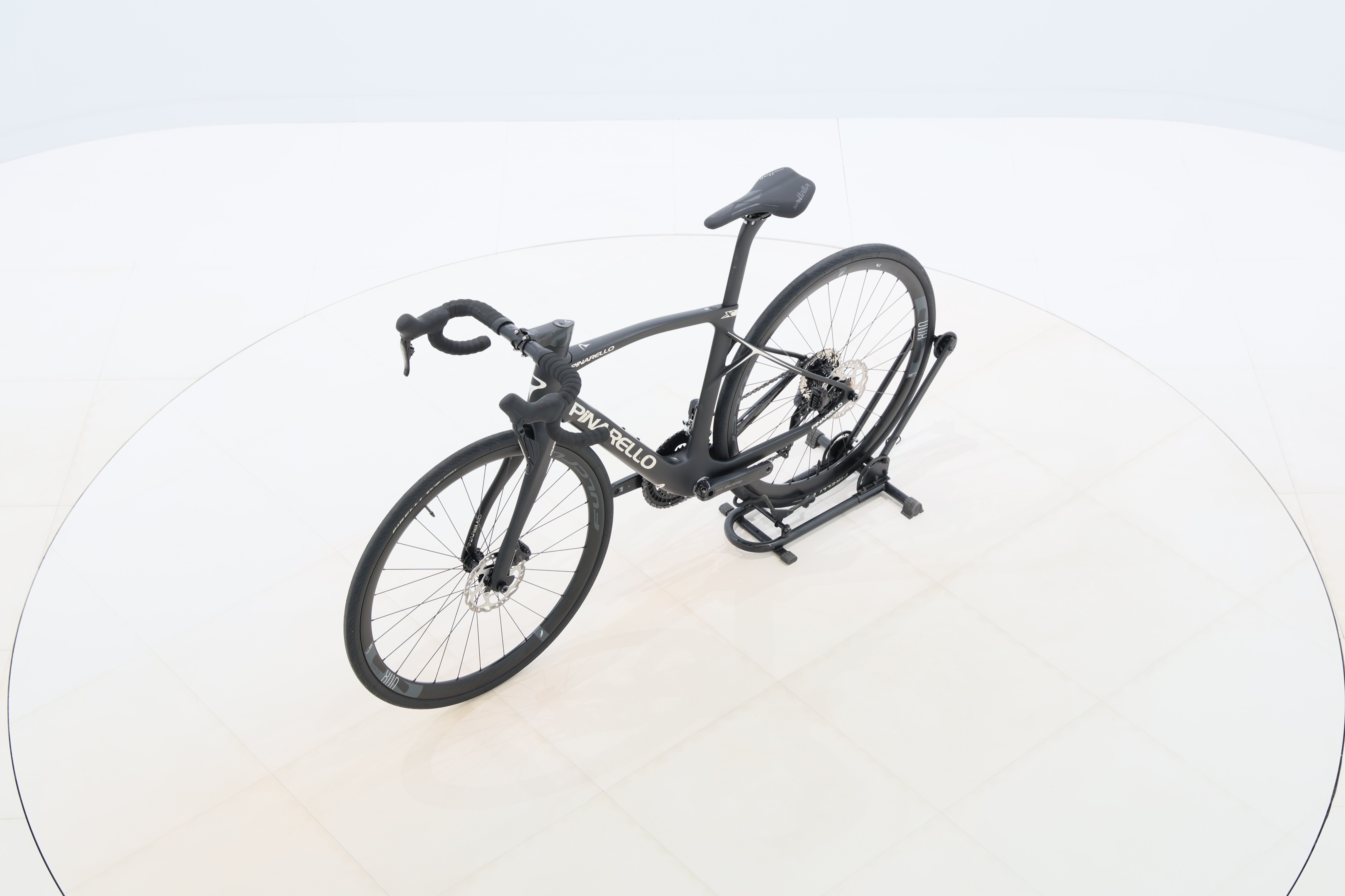 d8109c8e-3950-4ad7-9daf-de9e9985ce43