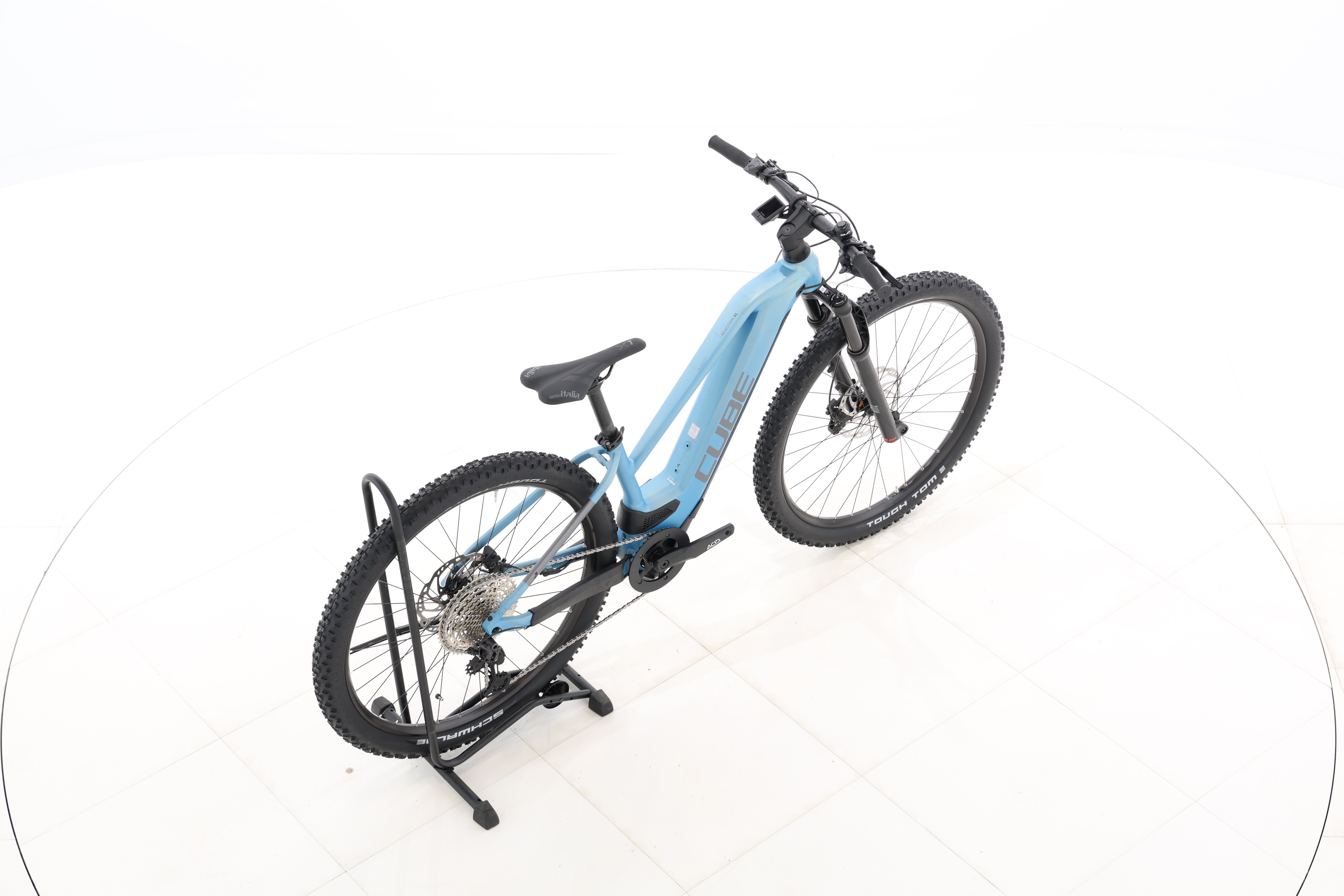 2d2e1d22-86f7-4000-aaa6-4ecce808c821