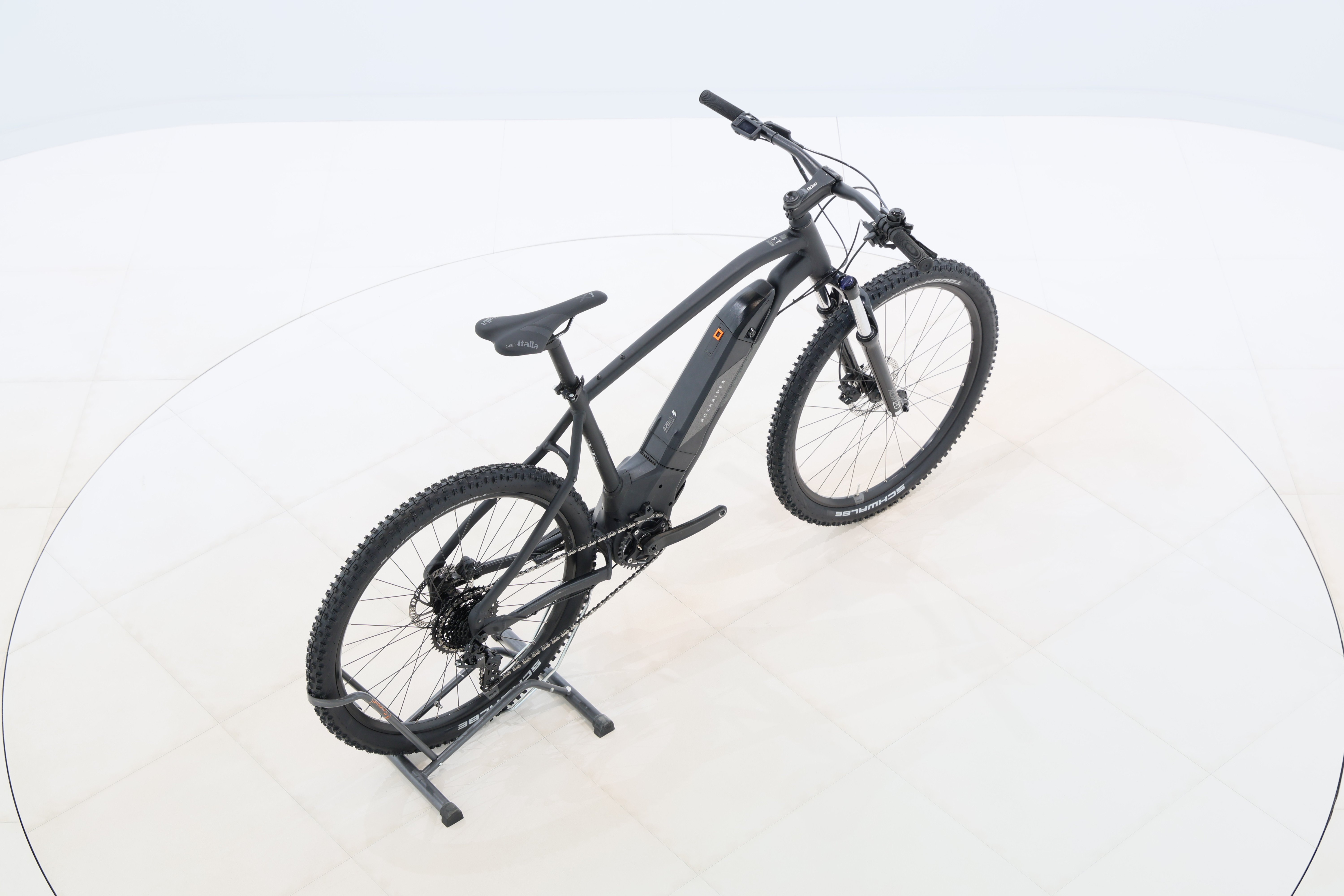 fbcc3c84-5144-4bf8-a94e-e844e84f5820