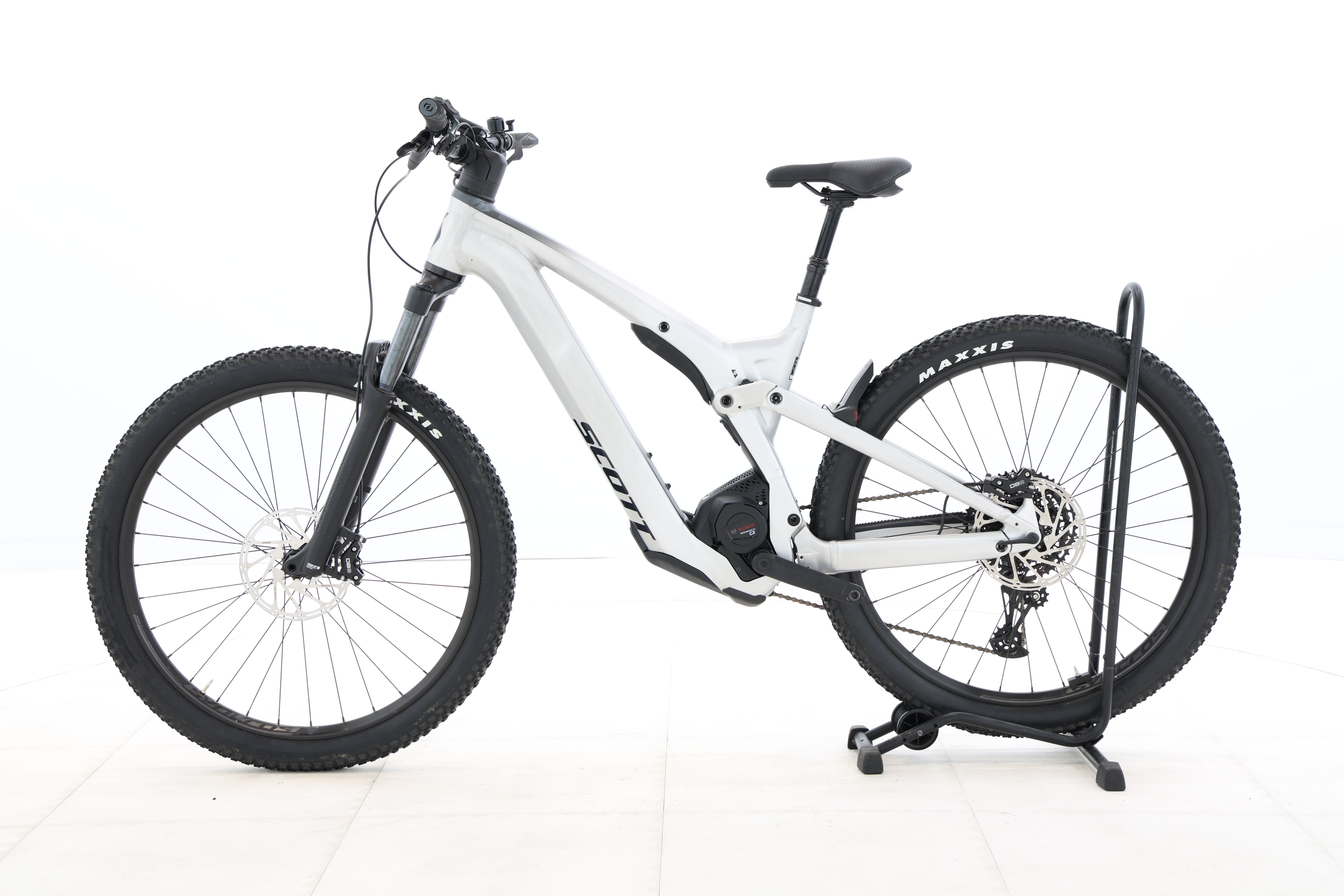 c24a947b-5d45-4fb3-a0e8-74e8862bec6f