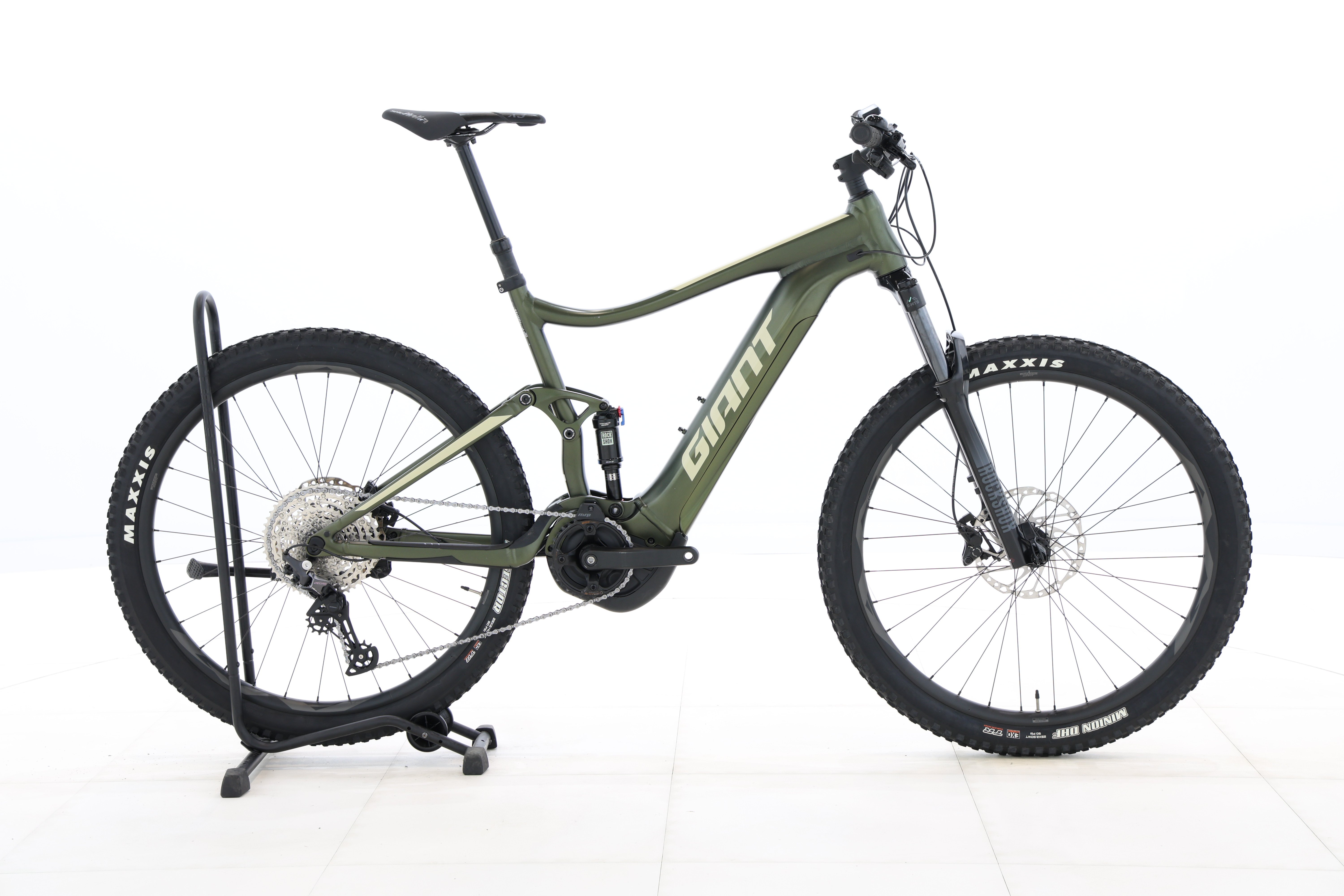 ffe18237-bd94-42f9-8559-09bb5a49e283