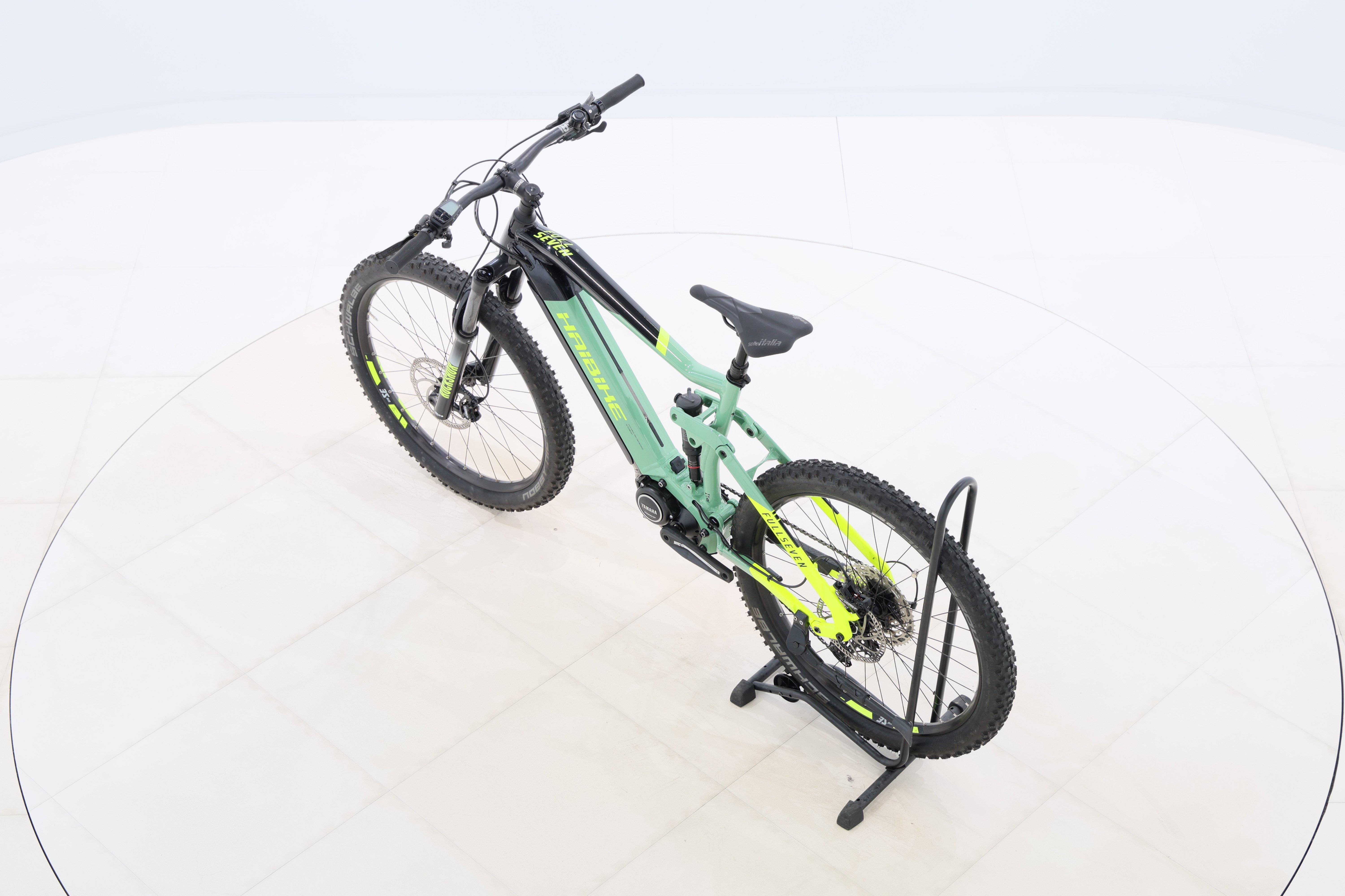 e3d2d1b9-20dd-4d86-90a4-85ee45745024