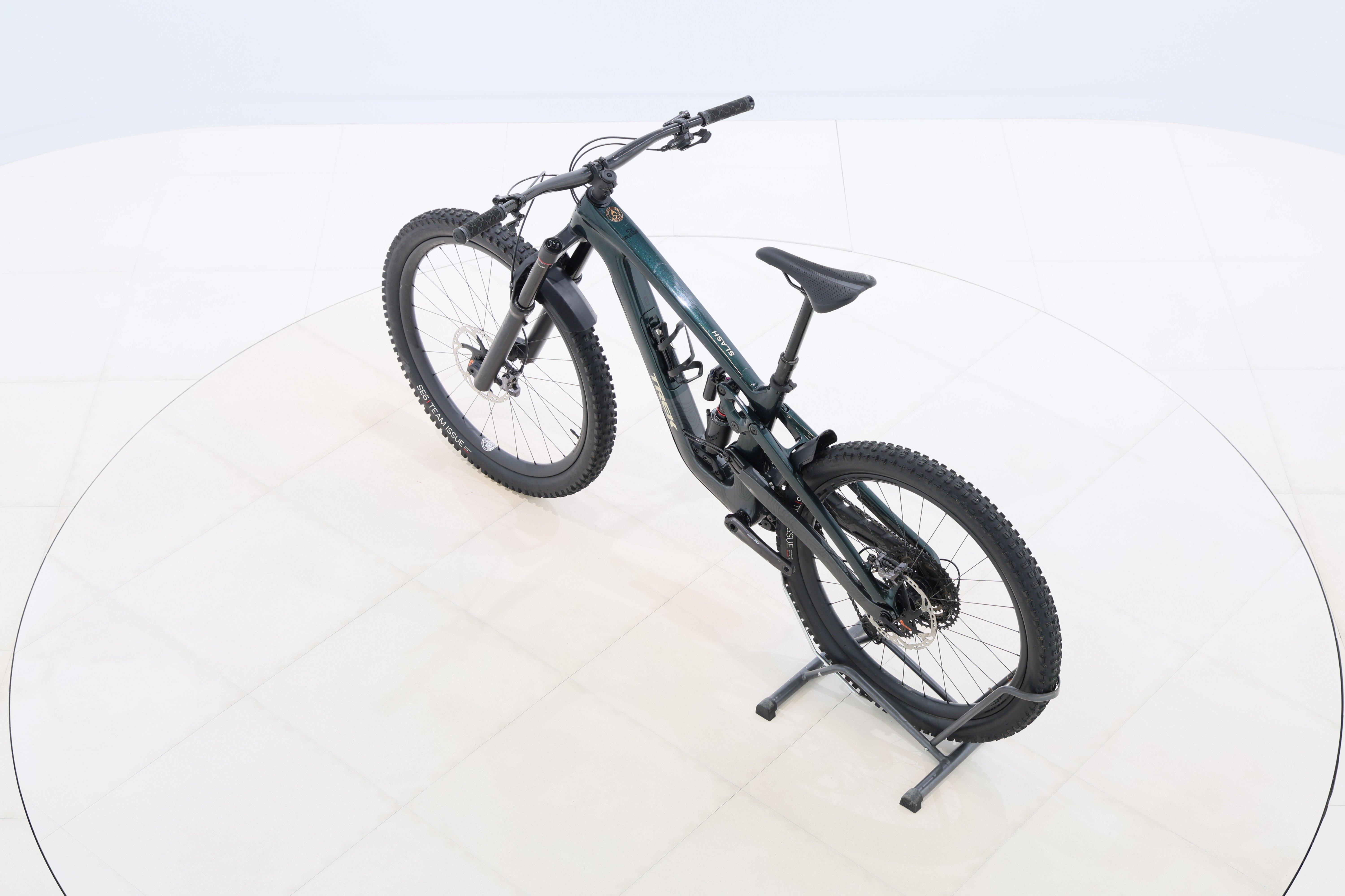 e3bee677-09a3-4ad9-847a-09f28af055a5