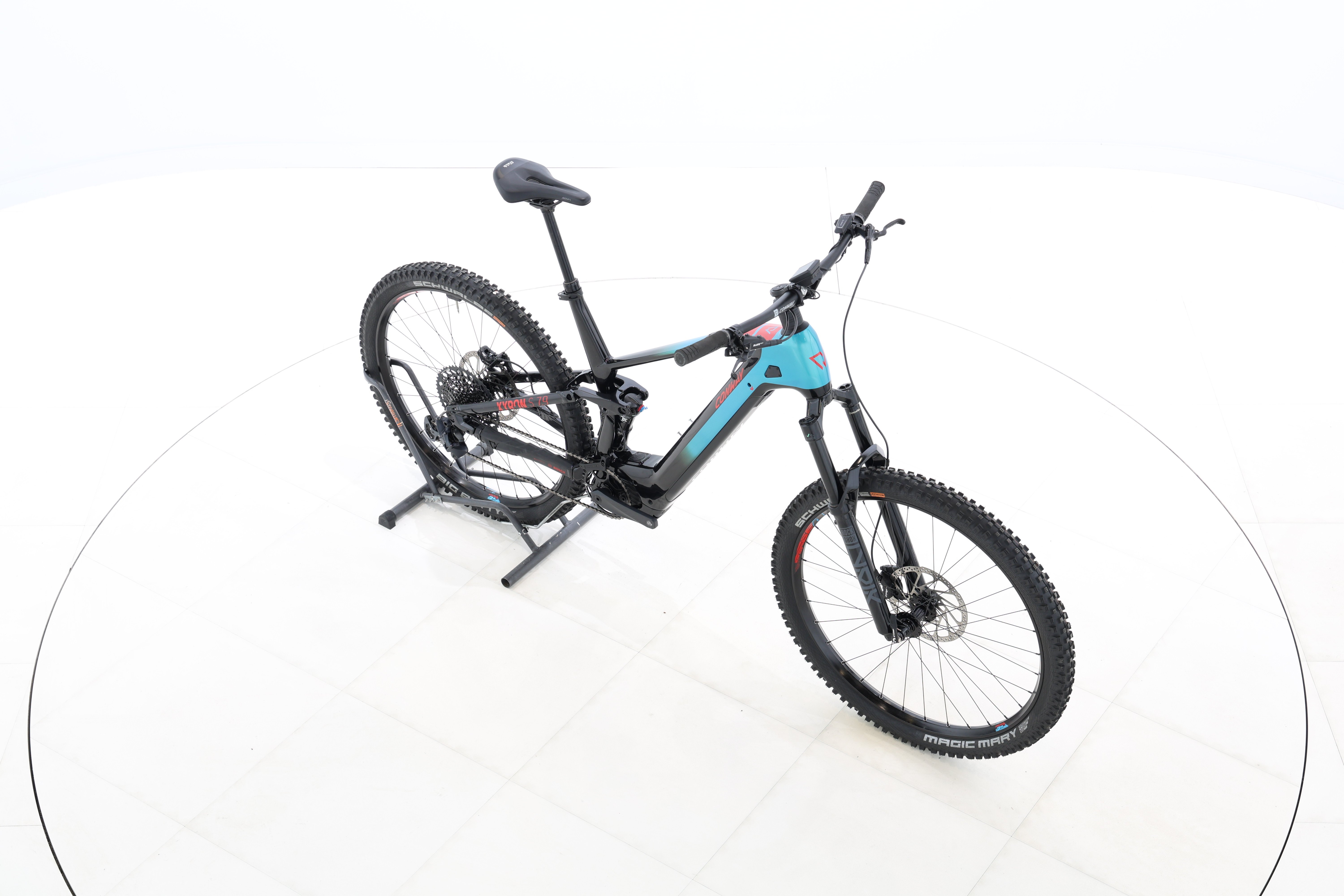 057c877a-bd75-424d-880e-561c42d7e6b6