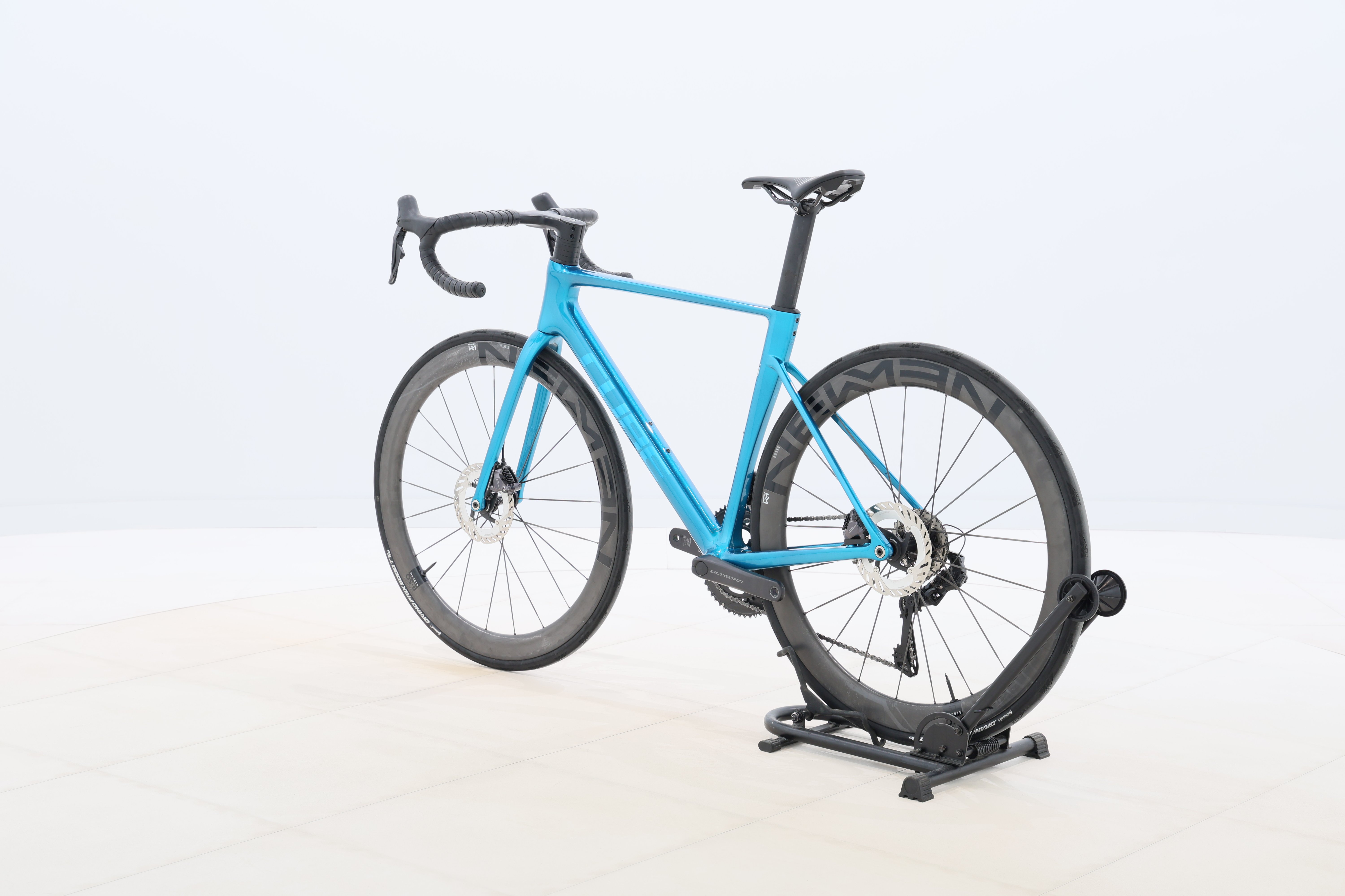 c03a0c8f-2e32-4e3e-8e6e-c4d9d6a5a6a1