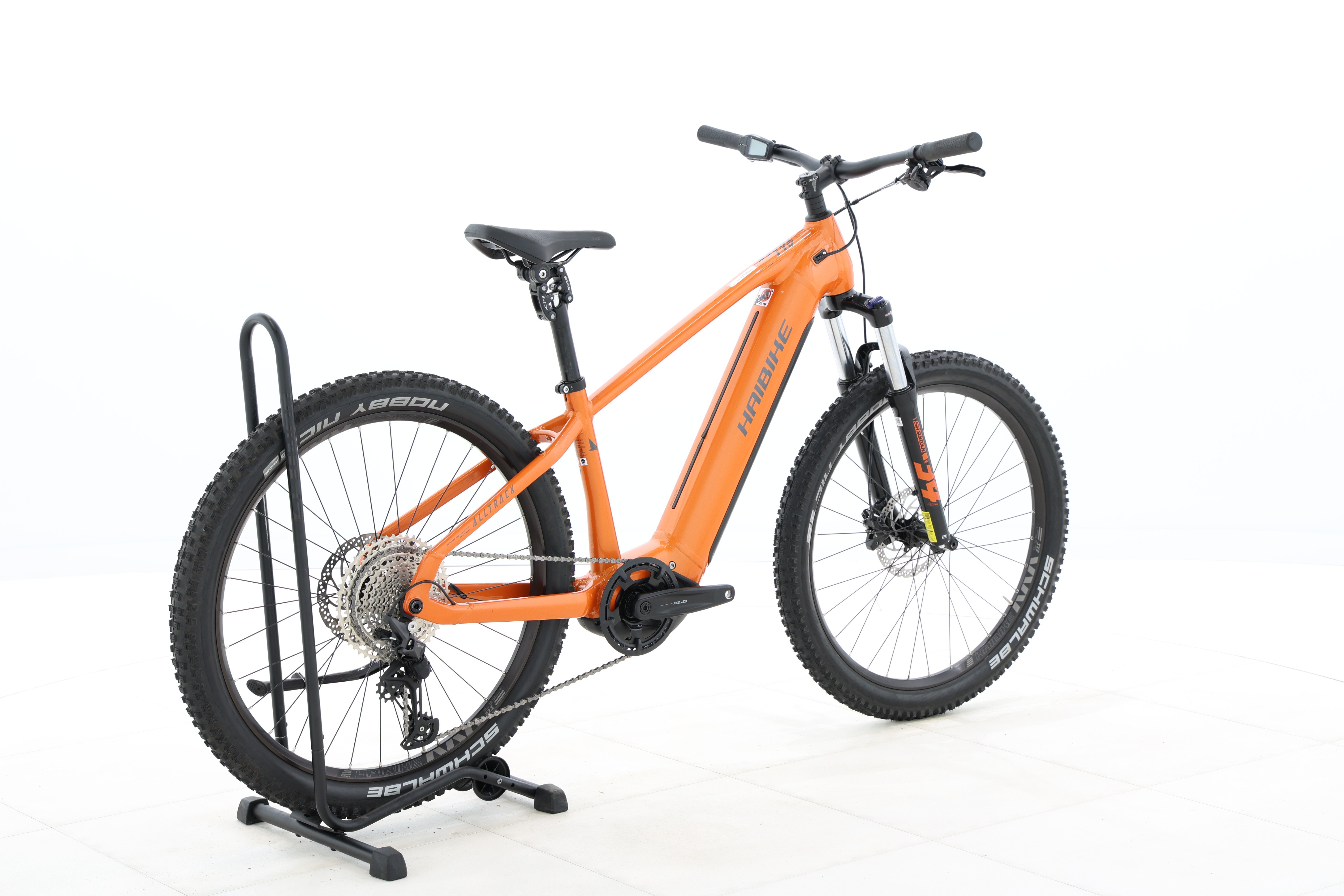 4651a71c-8662-40c5-b687-769f660d3780