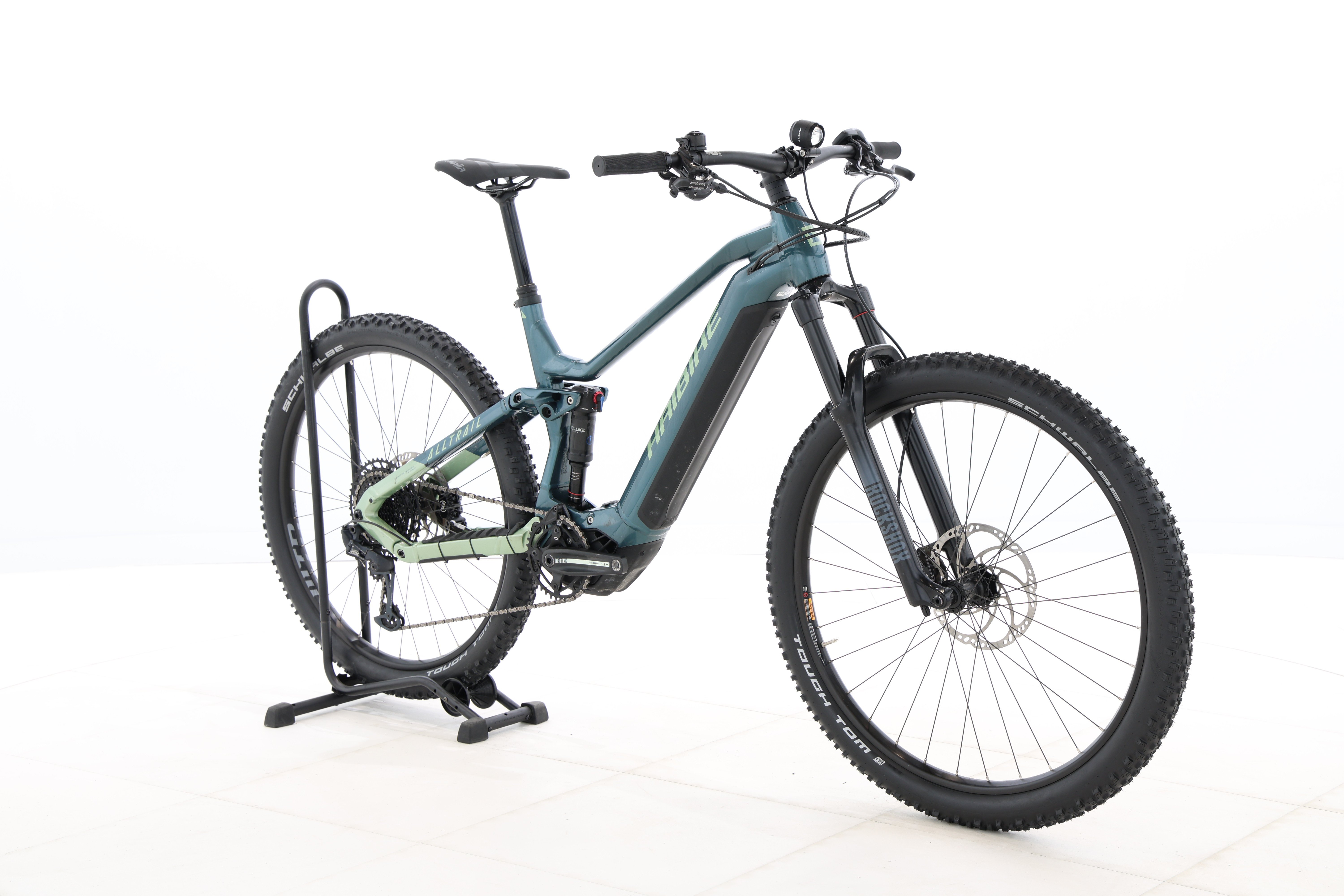 836dc593-27b6-47f4-b941-ddef9ca8f361