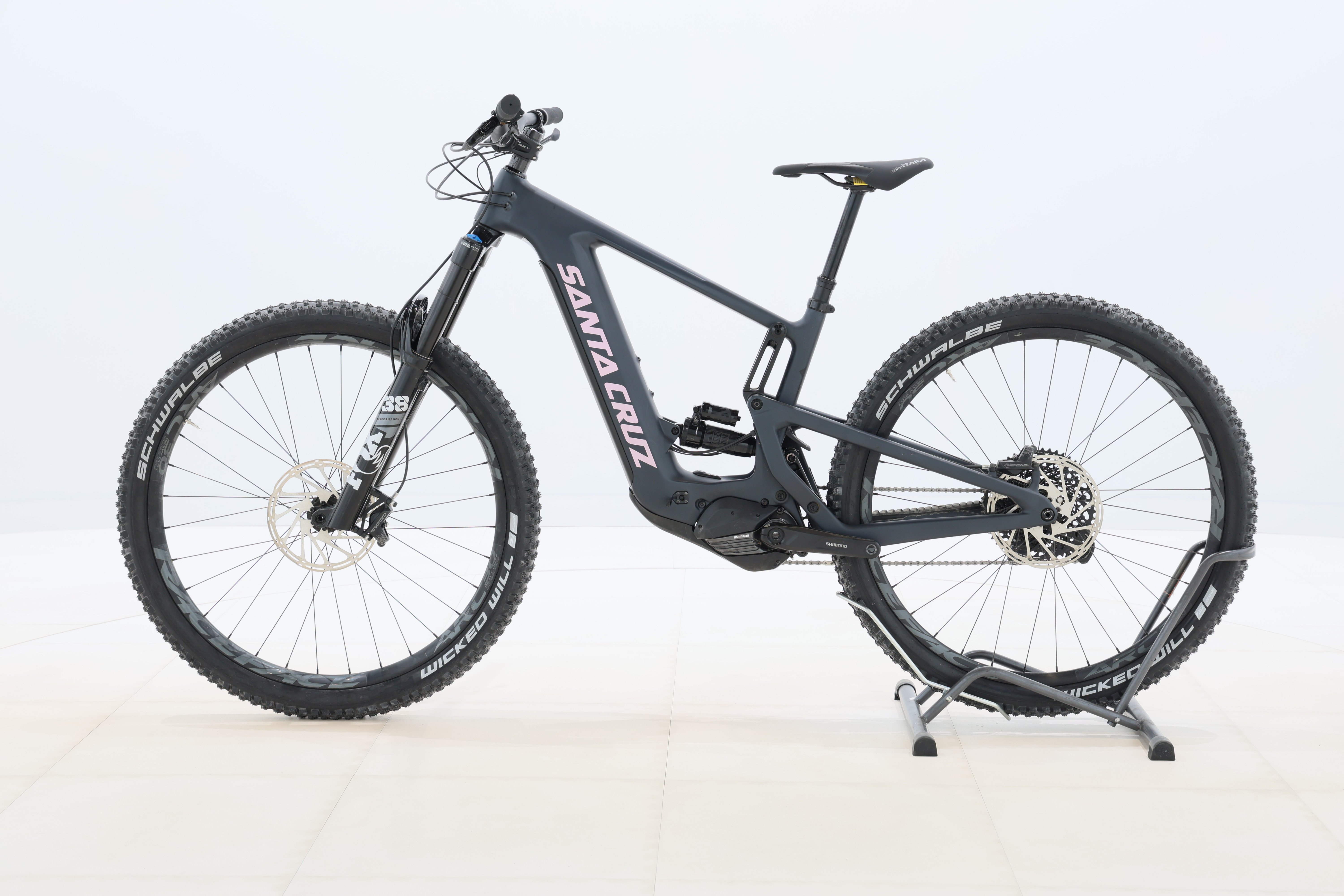 665af1d4-ff4b-4fd0-9a4b-7a8186a607b0