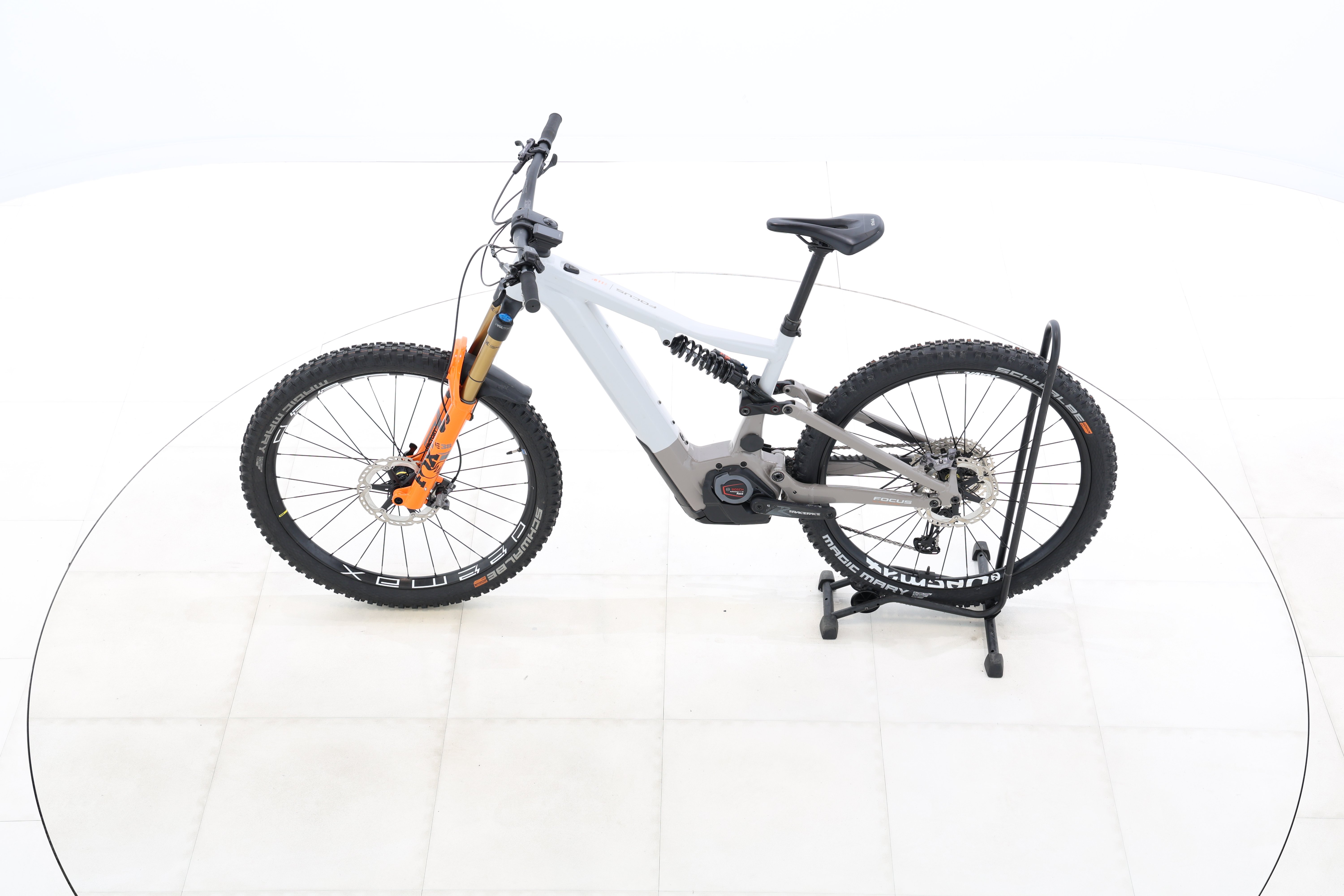 b926aa0f-ced4-4fbf-9fde-43a5b5cc942c