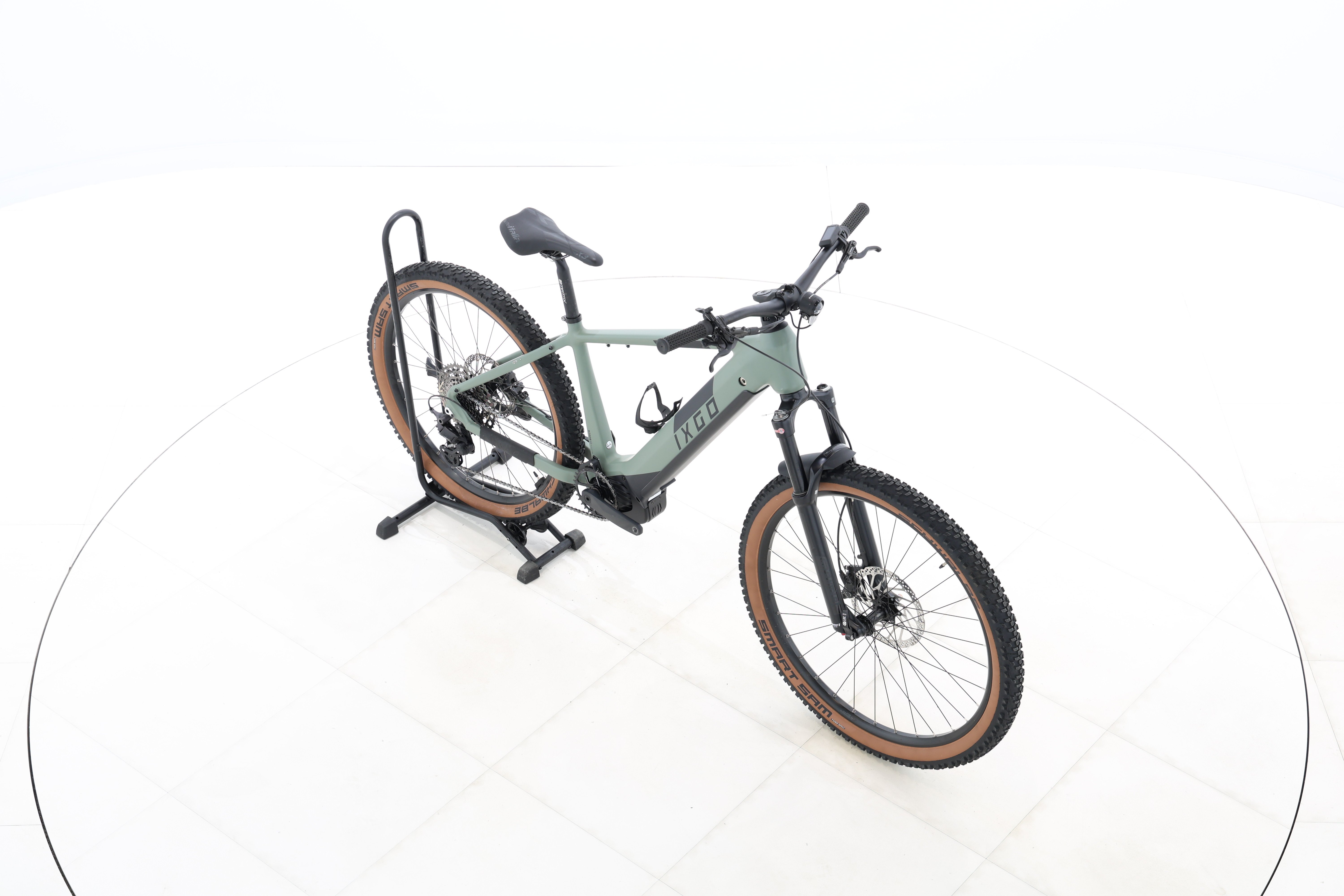 a03880a3-bf11-40b4-af85-368521d6f942