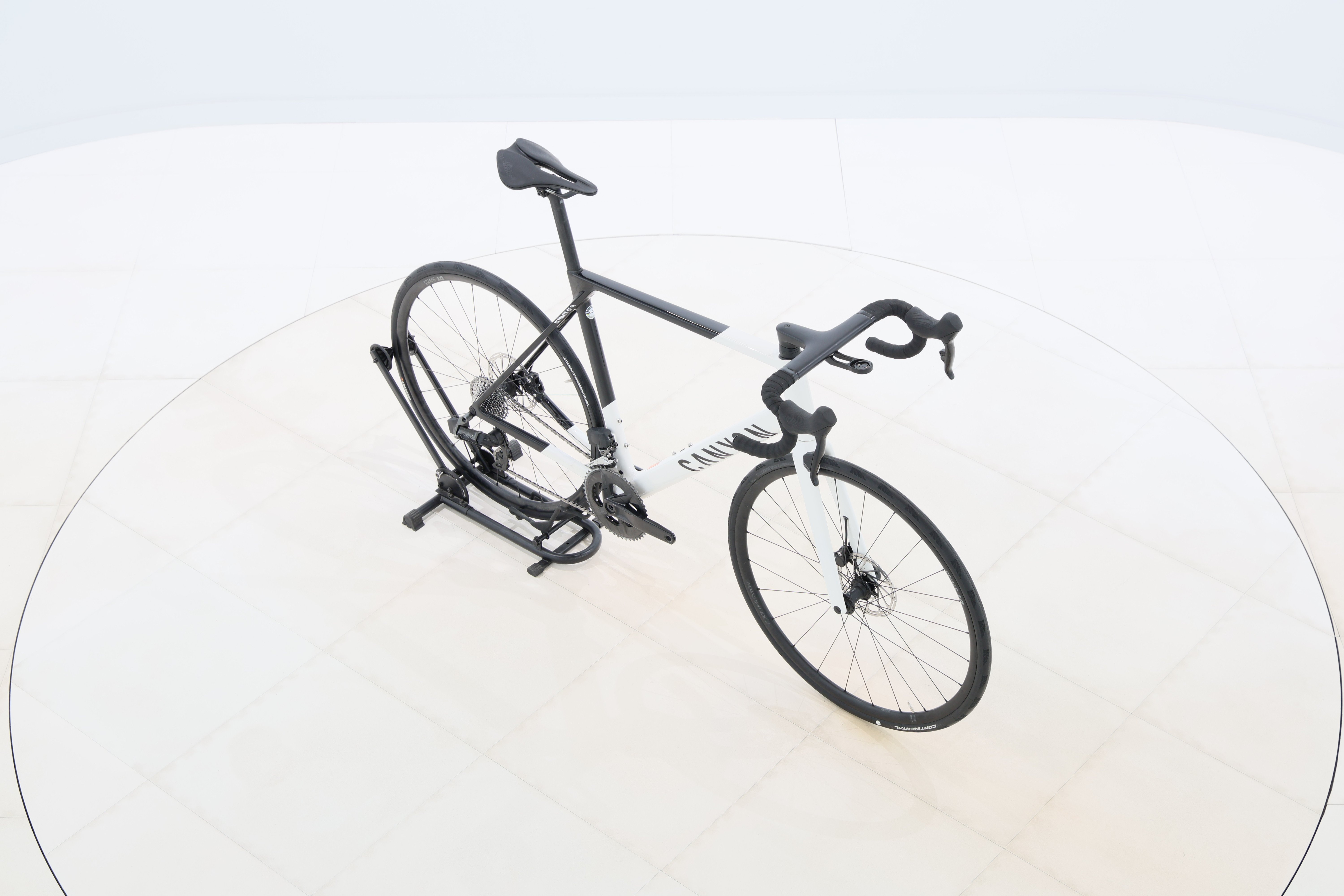 b9e3d21c-6c4a-4616-a6c2-825269287571