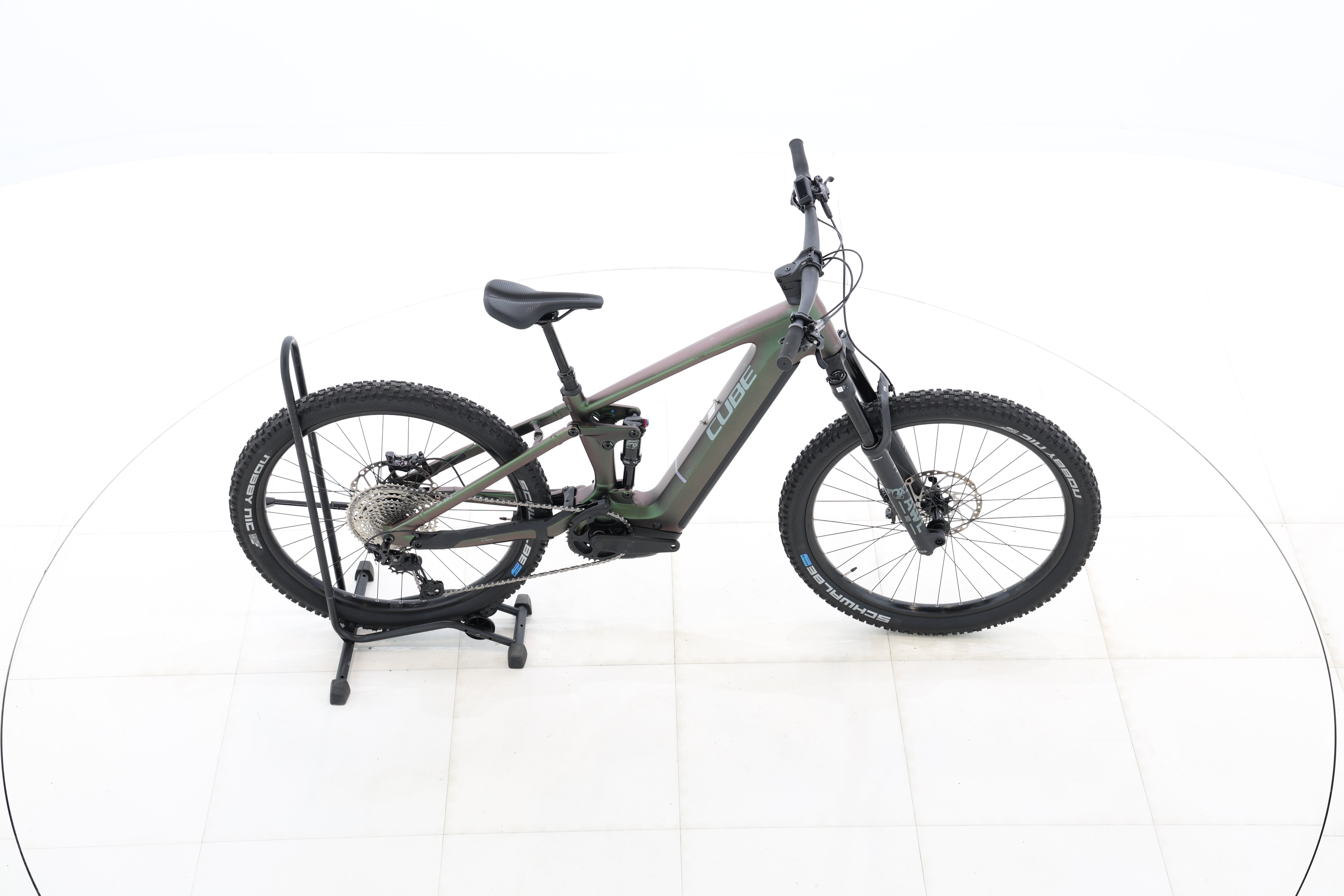 0fbf3879-4176-4efd-b53c-1e59ee3d5f3d