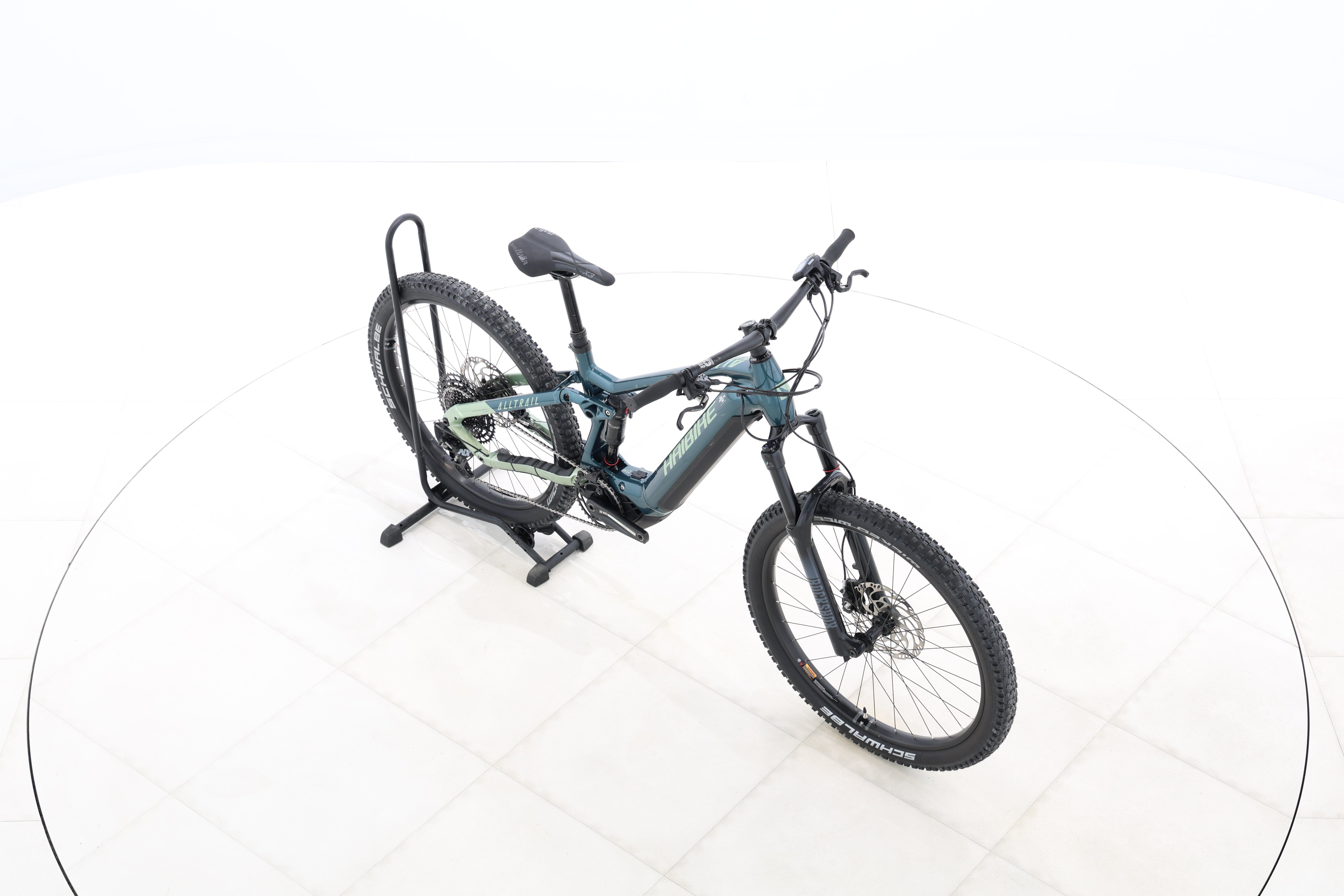 6a02fcba-680b-4882-8cbe-e23270c9c8fc