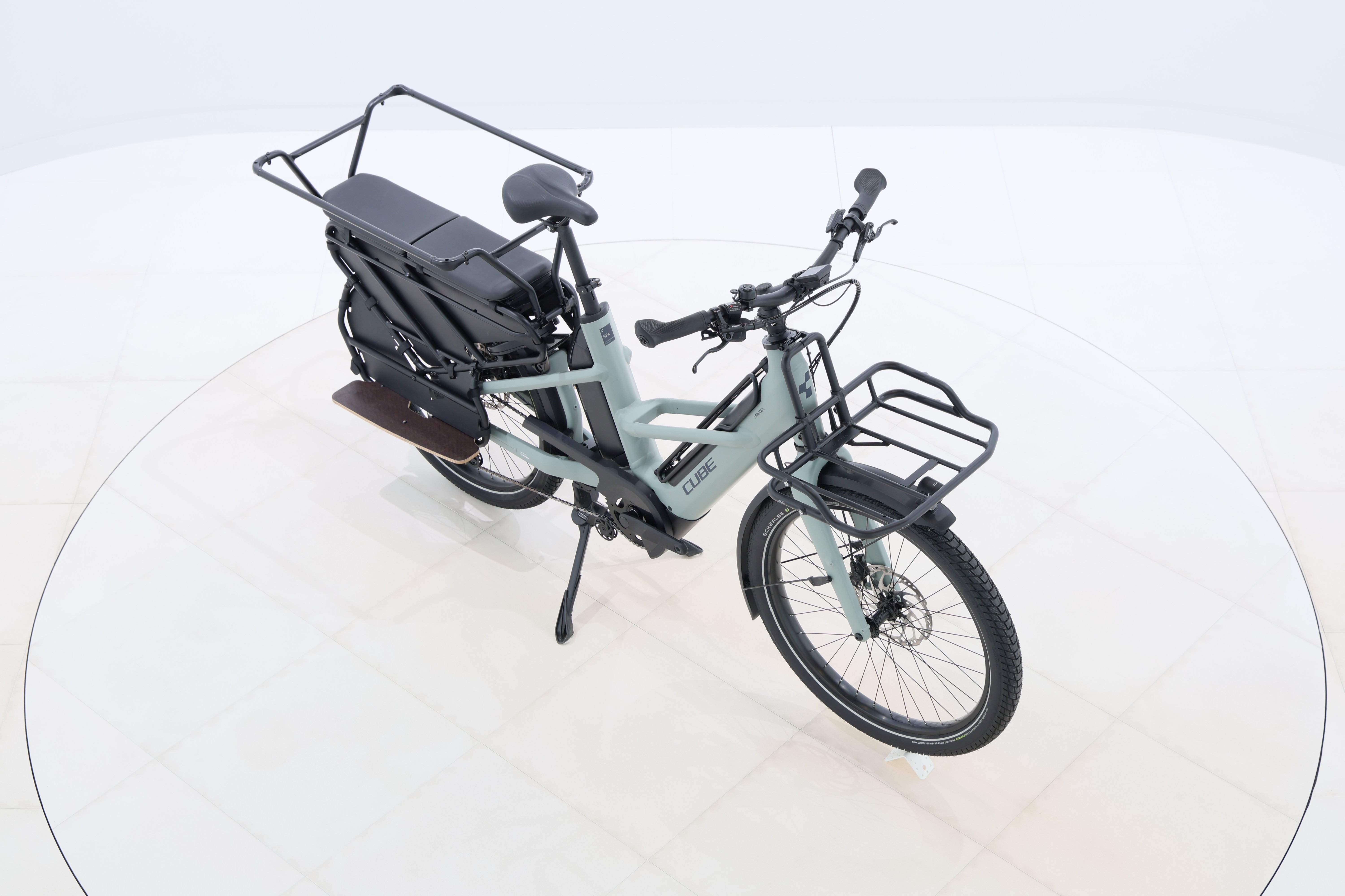 b86df0fa-da3a-425d-8608-826163f4d52d