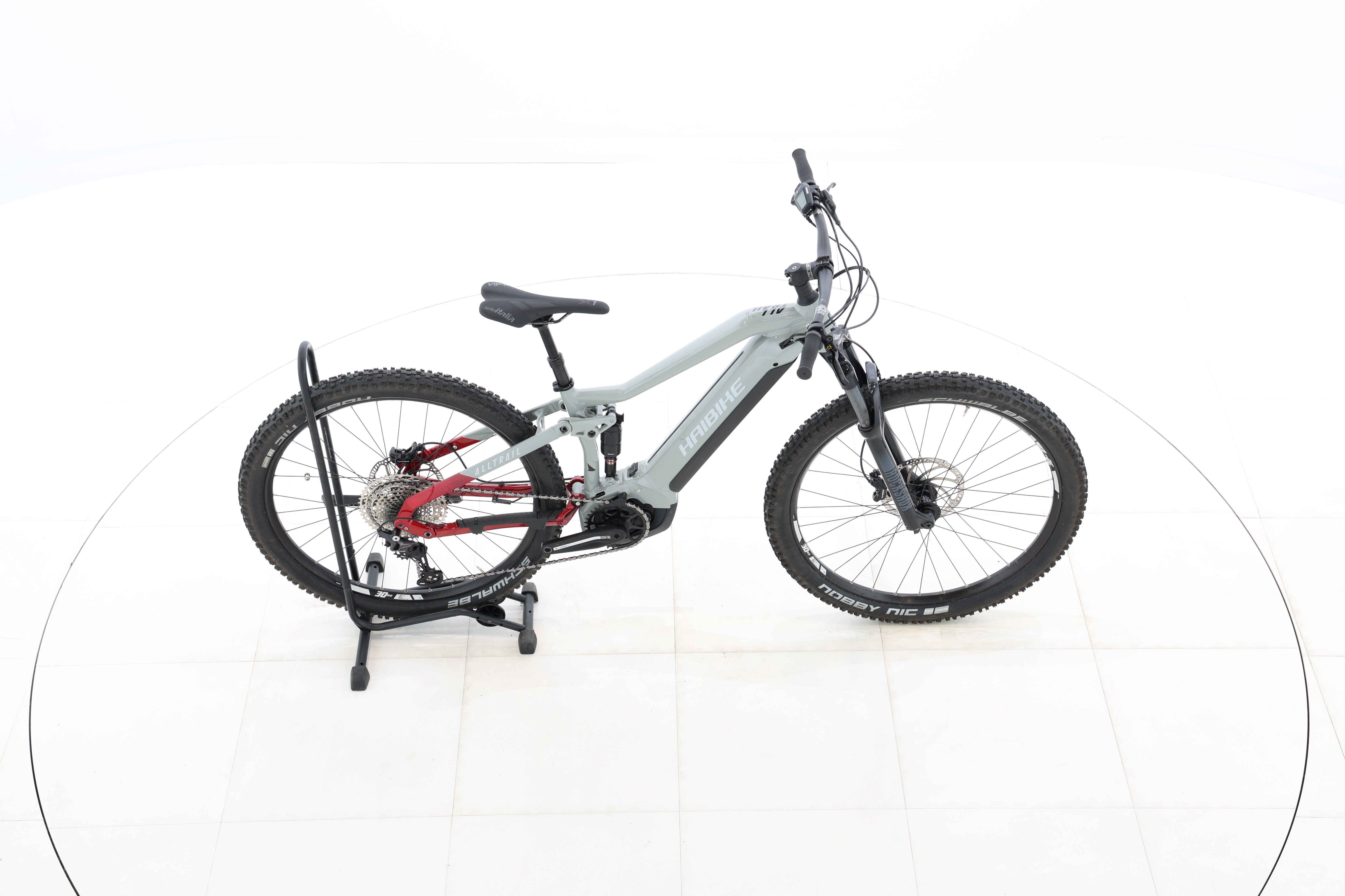 7f580a8a-f0a9-465b-a8b8-4116e3dddb92