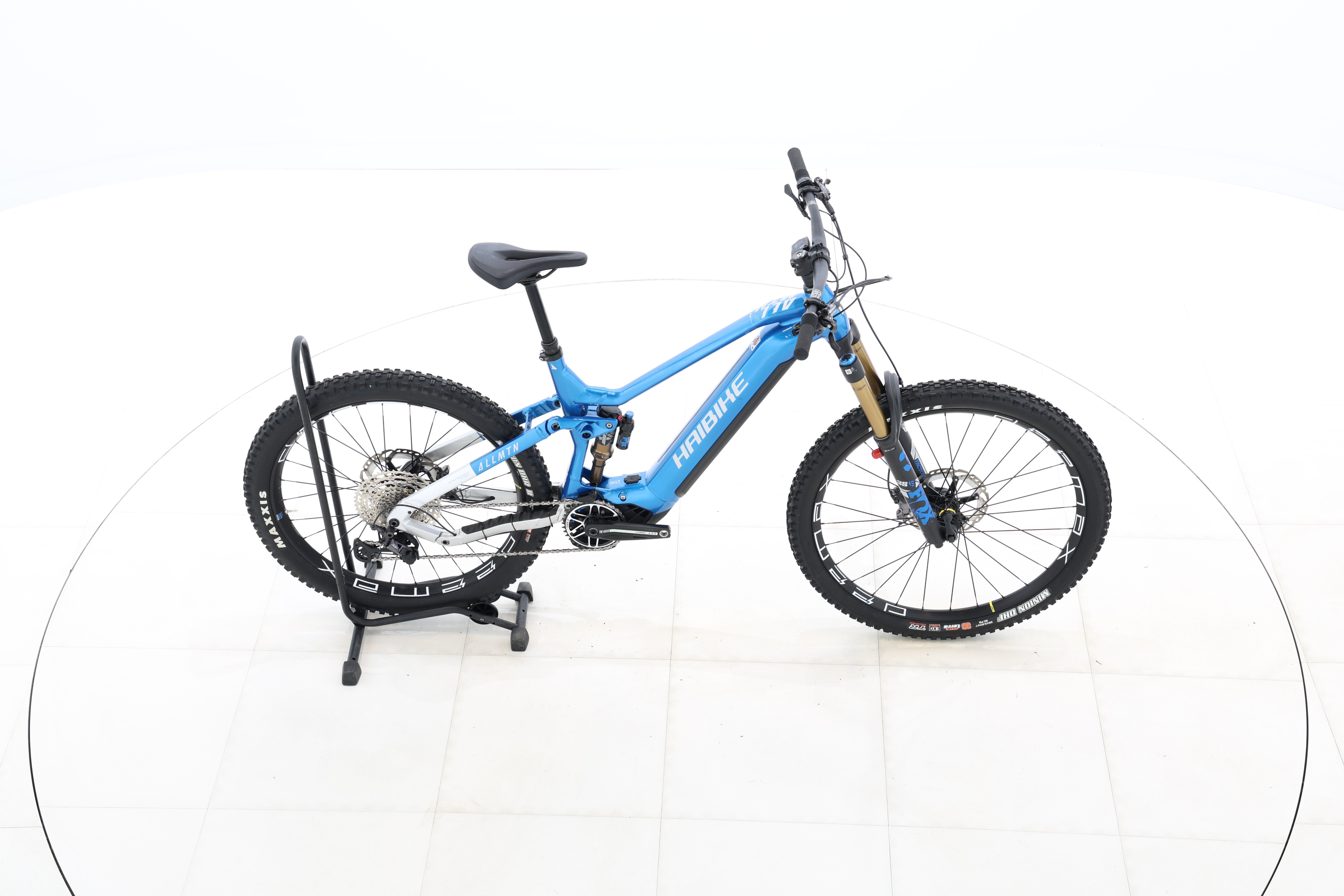 18a3d1a4-0a8e-4efc-aac9-56865c9705a6