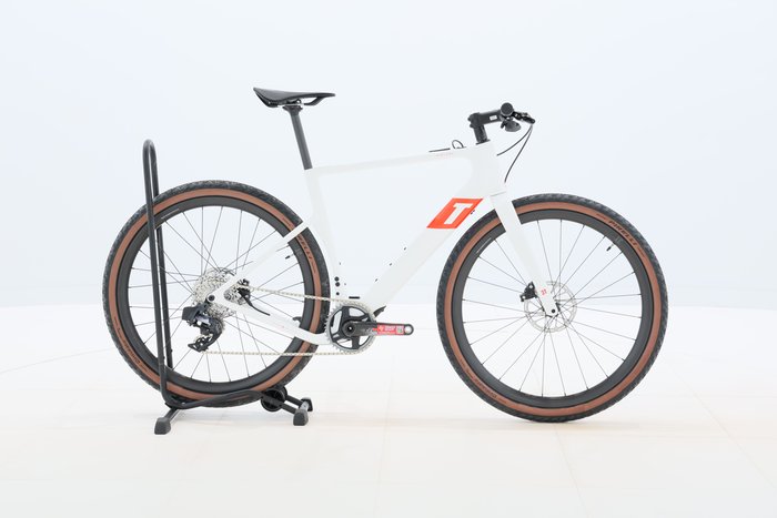 3T ULTRA BOOST FORCE D1 AXS 1X12 FB DISCUS PLUS I28 2024