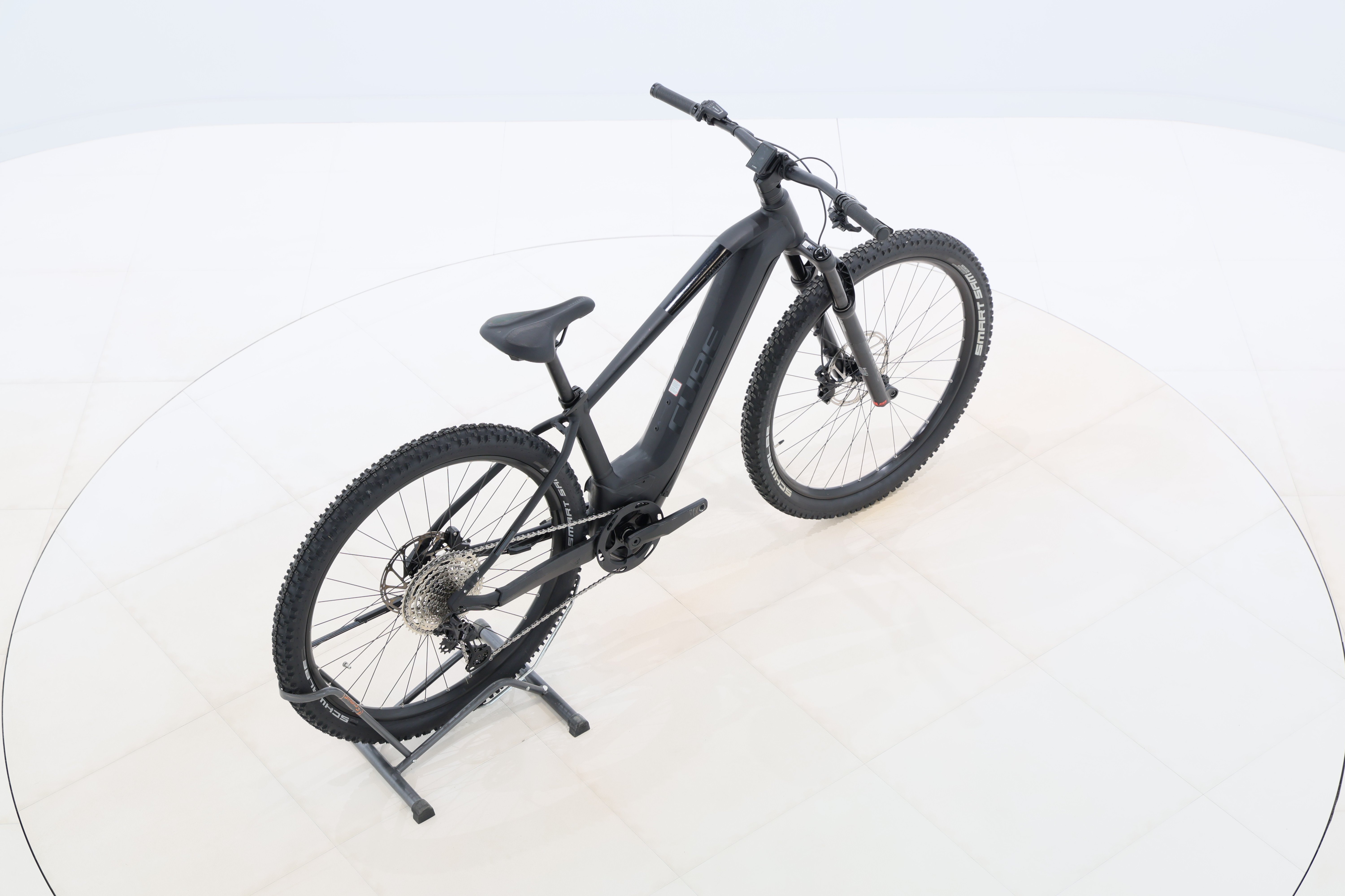 ce01e626-5bbc-4a0d-9570-77bb936e17ad