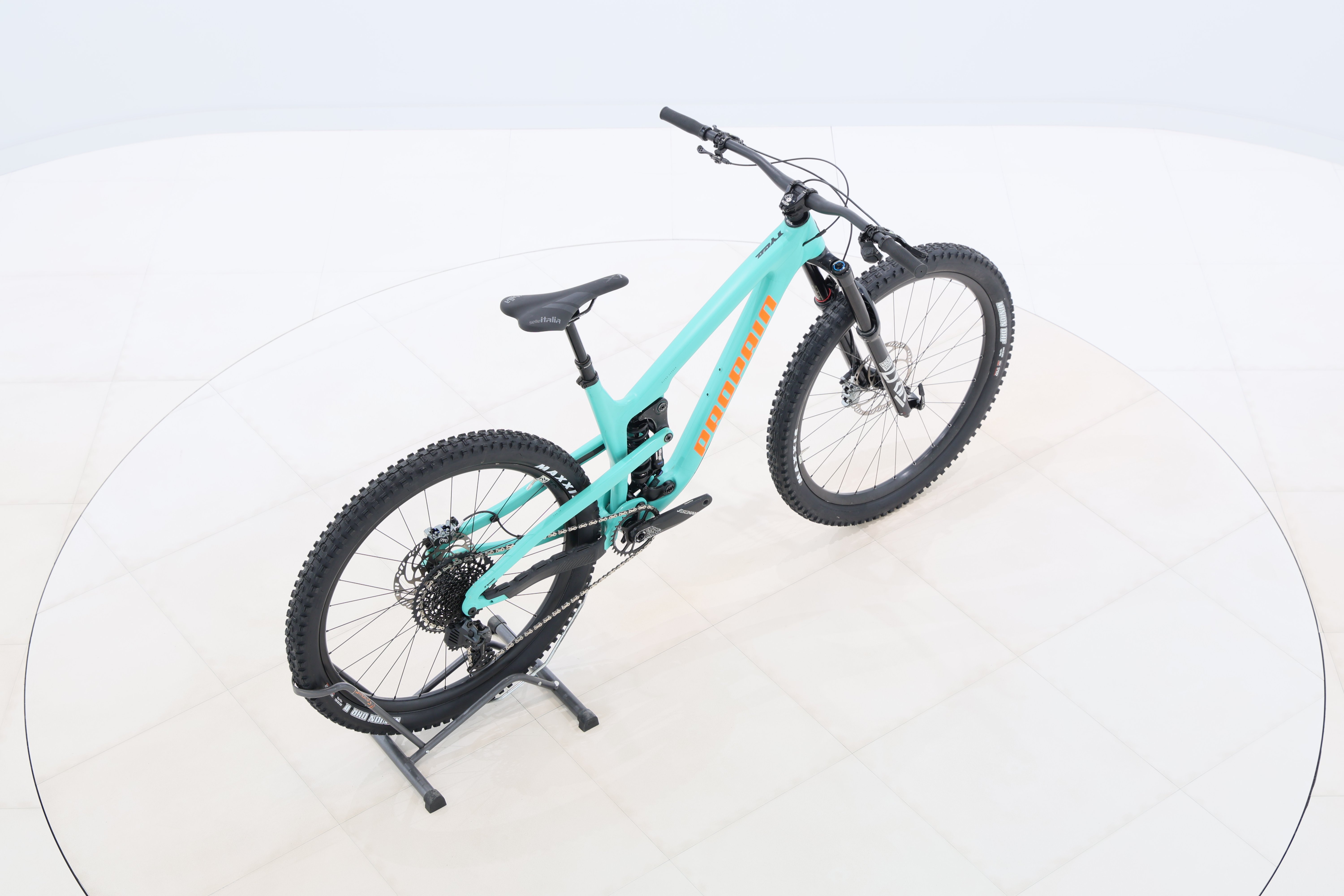 fec38ba5-8b02-4e37-9438-cc8aa18f4483