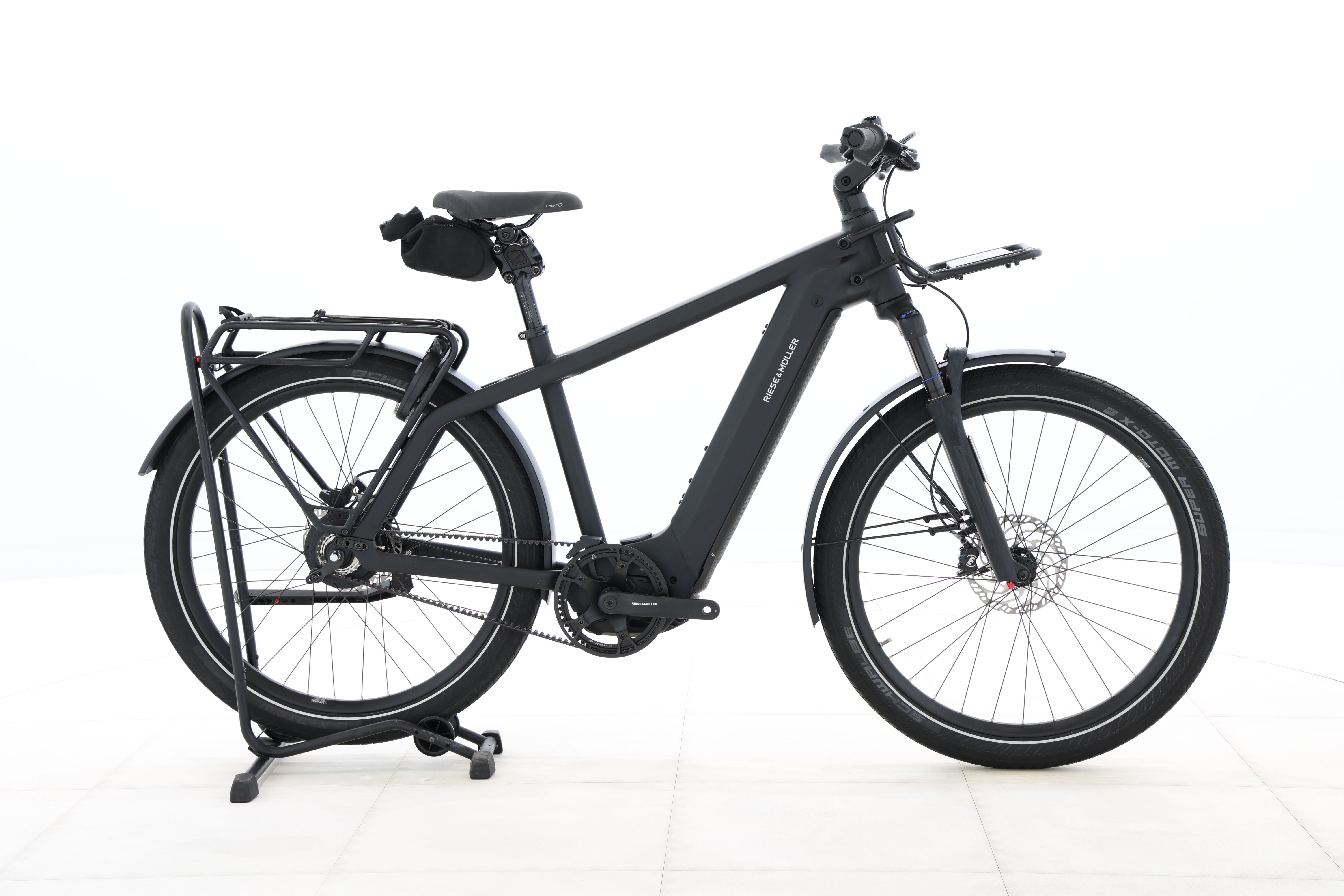 d827bb59-c5e0-4875-8267-0eb74e27e9aa