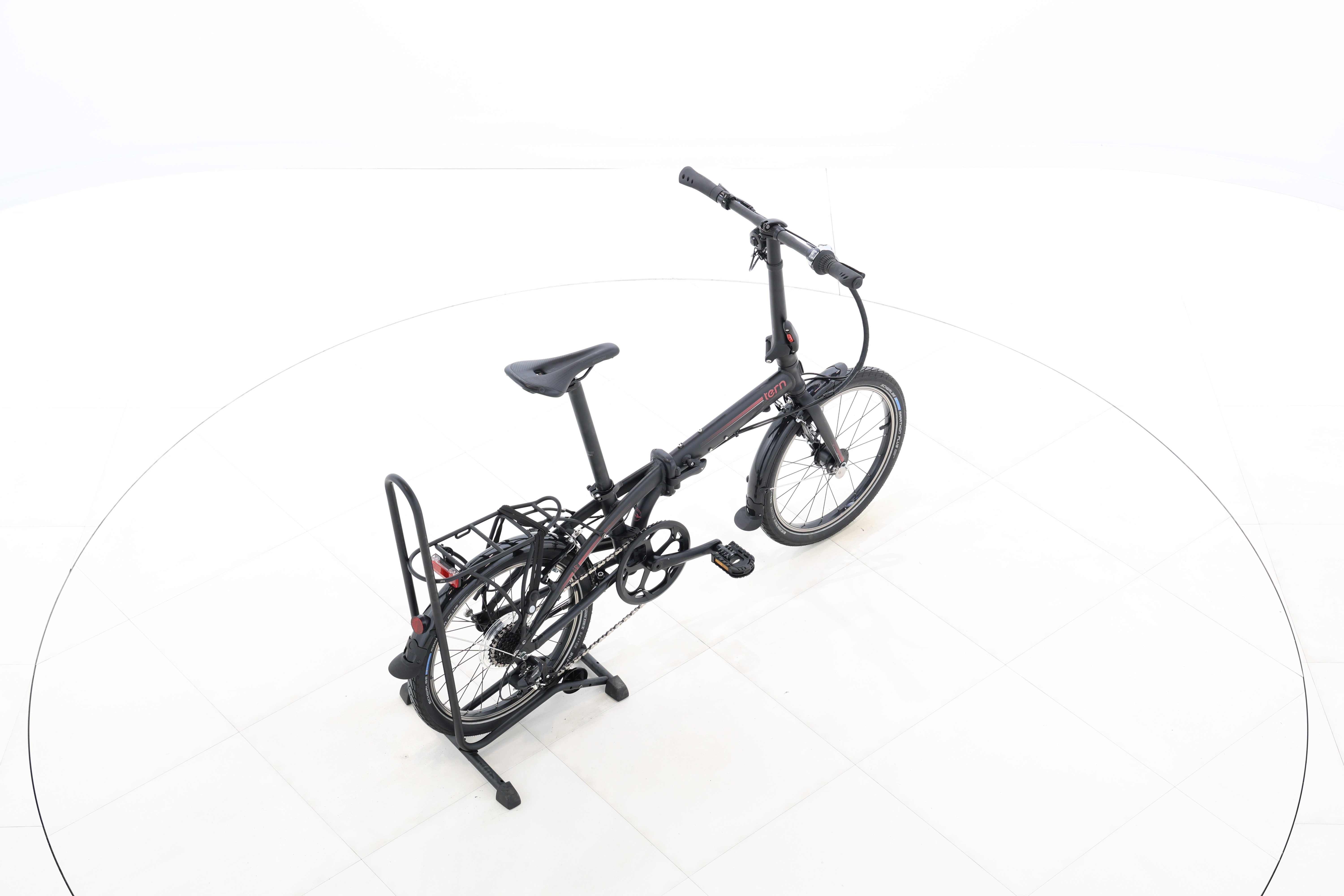 a166af8c-e910-4d81-997f-751755285370