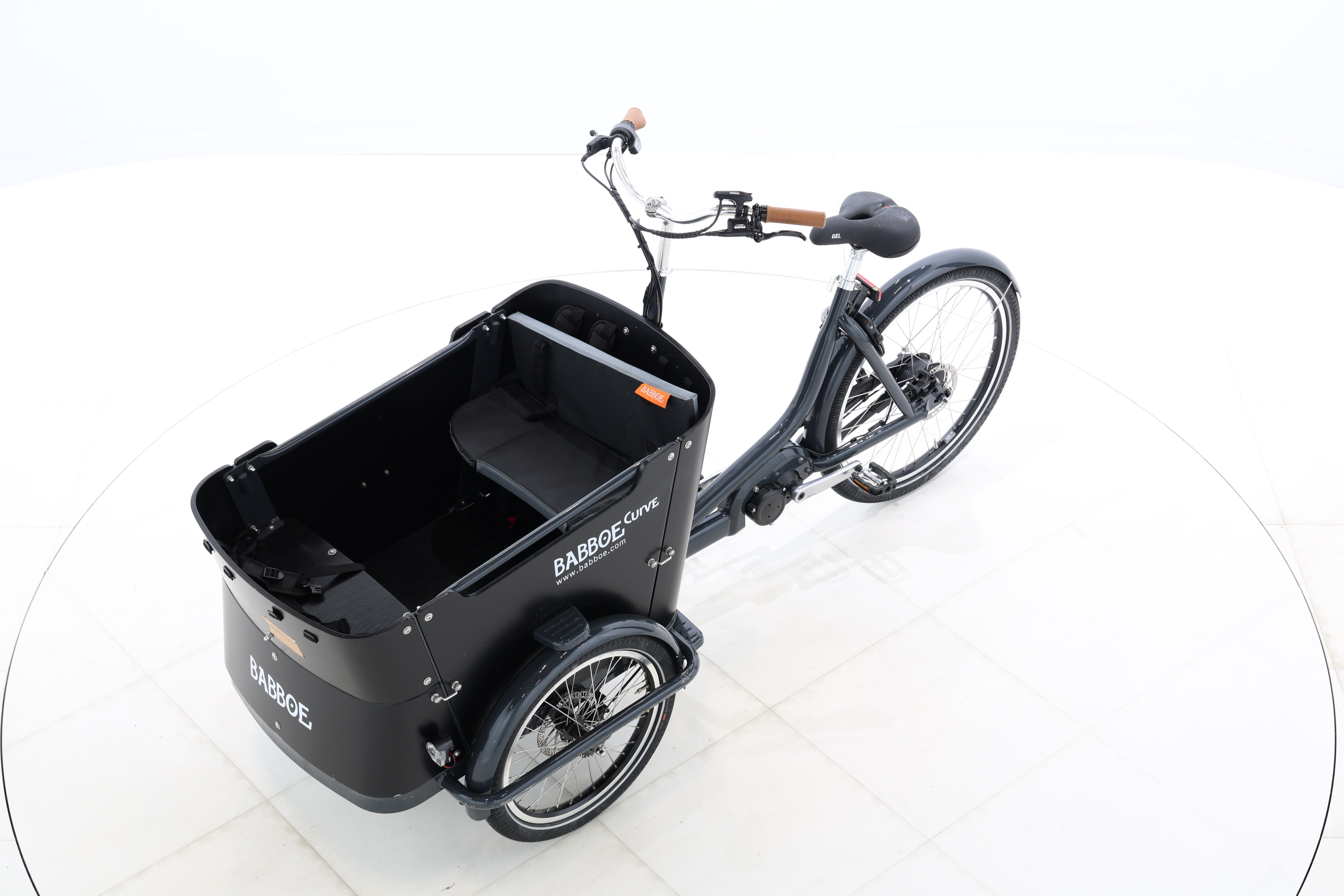 8ba16152-3525-4880-bbba-68c0a6f1b675