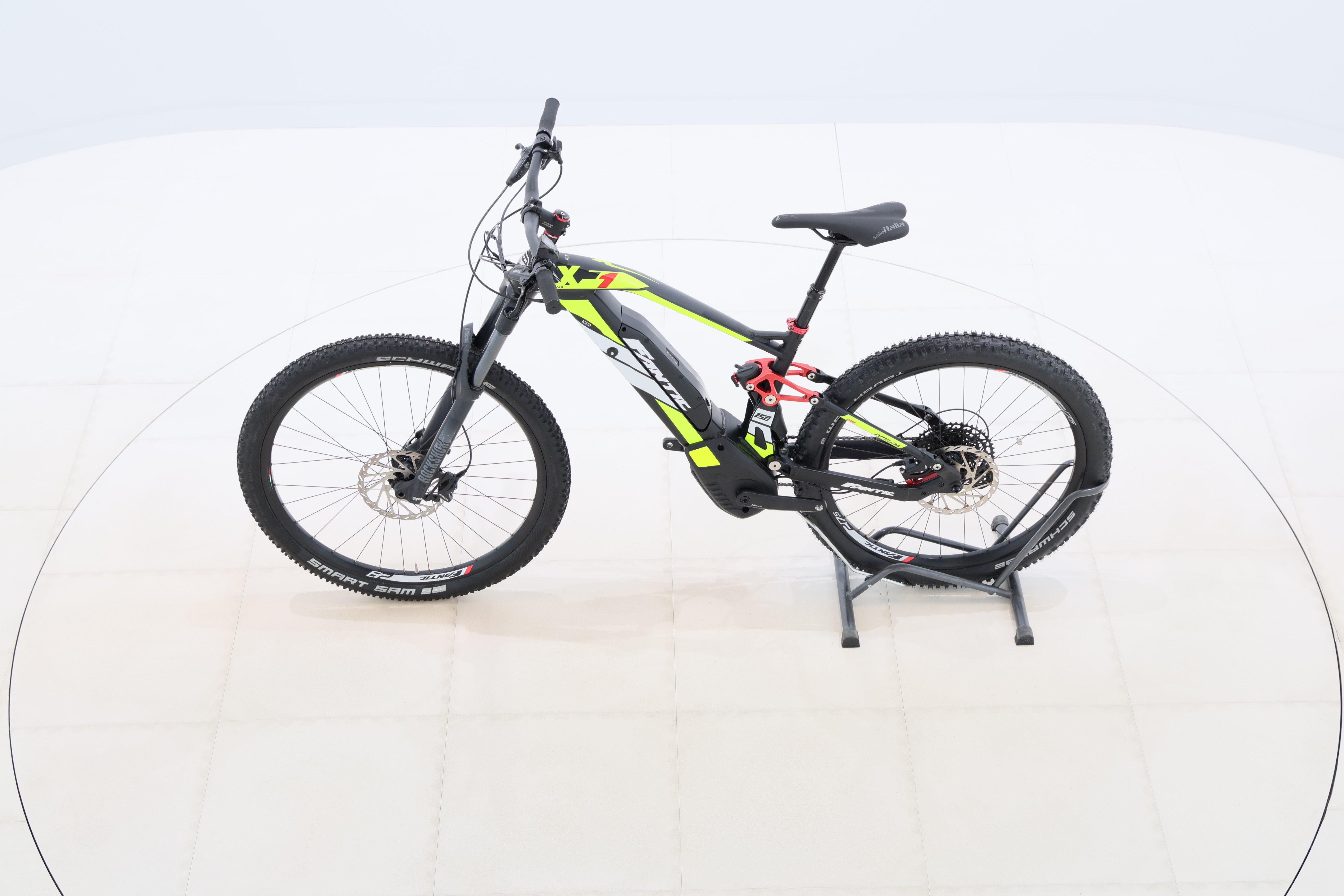 7ff6917c-0f64-45e3-ab3d-fe2f043cf1b7